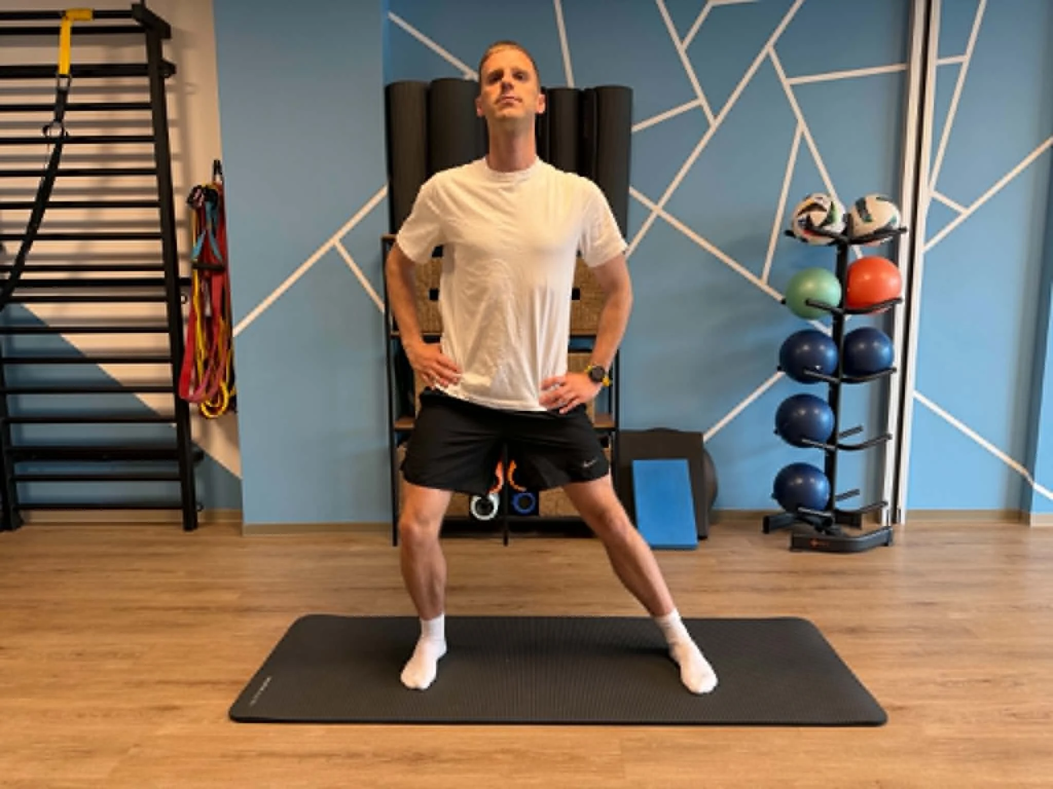 F2: Adductor stretch