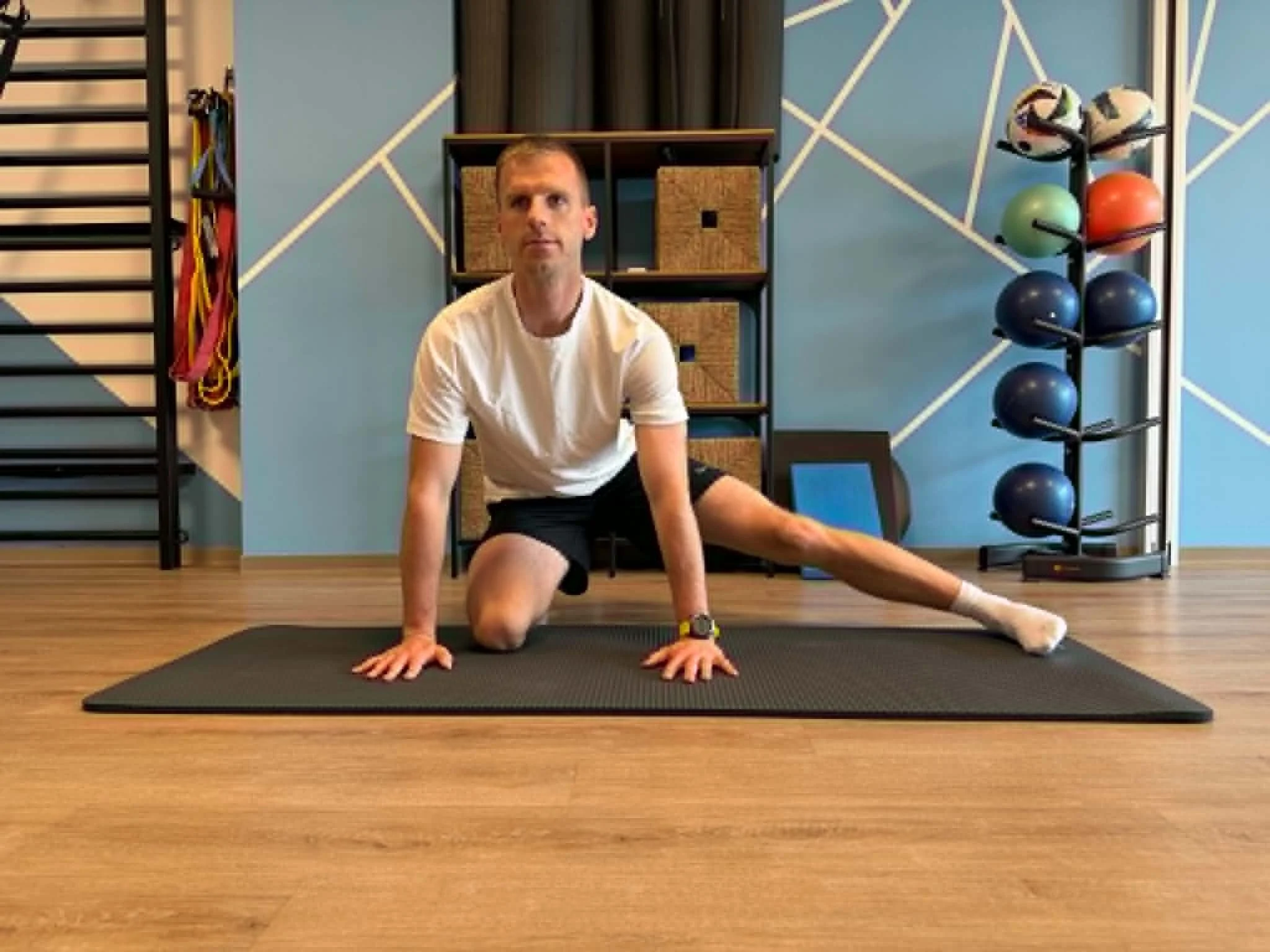 F3: Adductor stretch