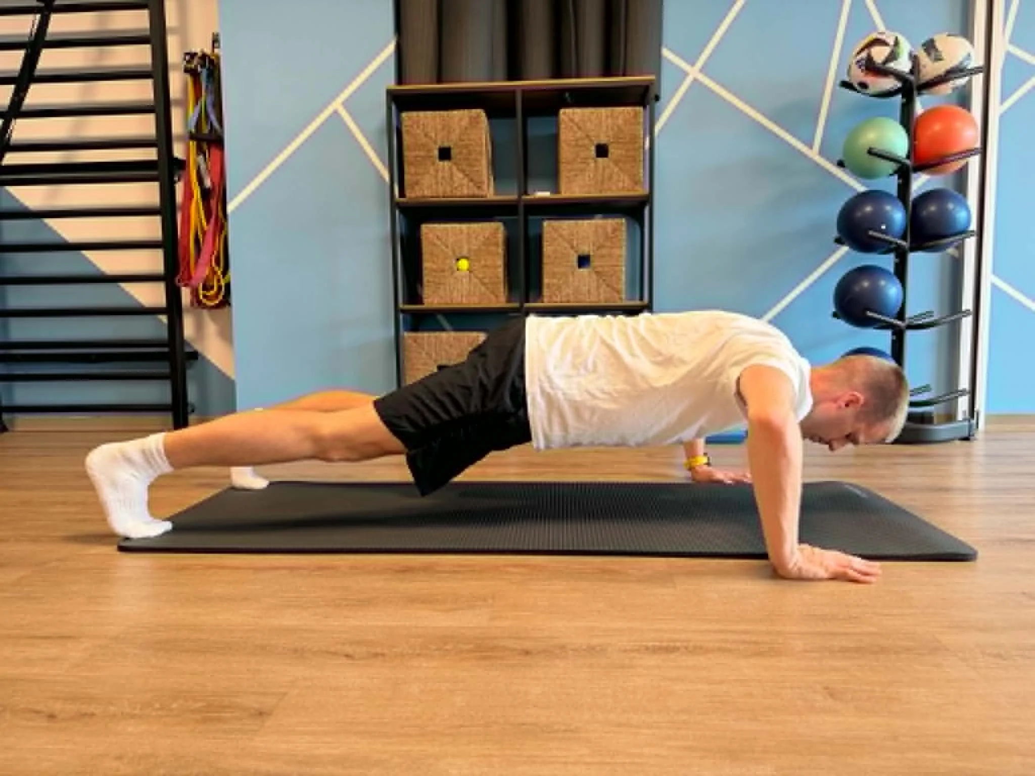 S9: Push-up