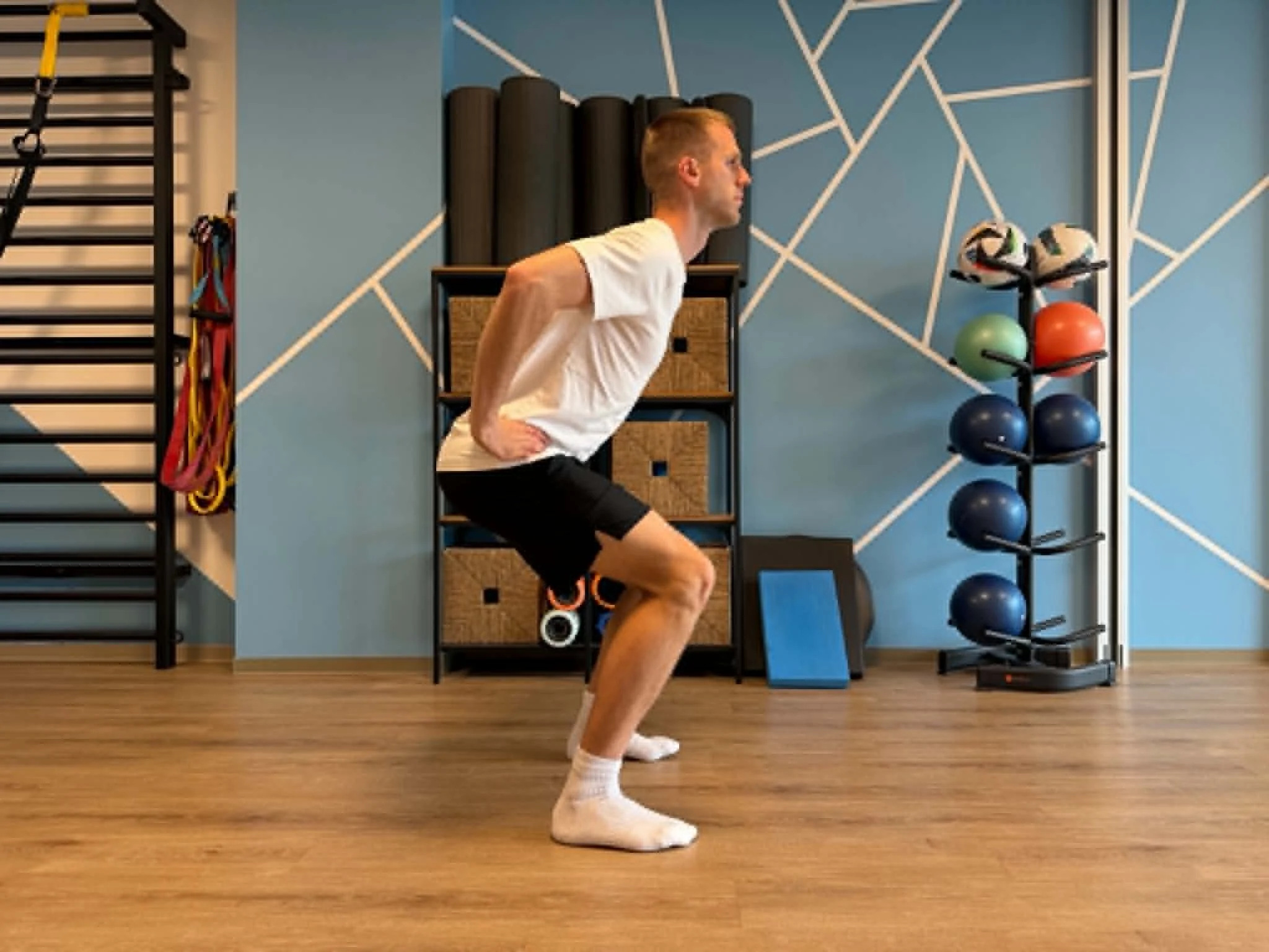 S4: Squat strength