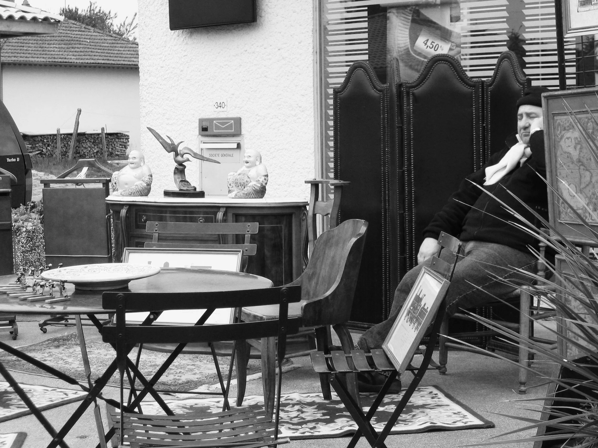 France, Flea market