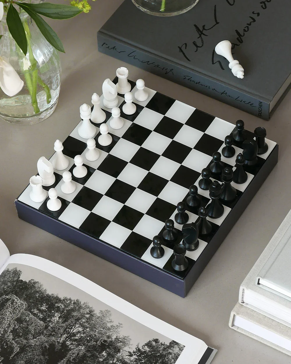 Printworks_Games_ArtChess_mood_3_391703a3-42c3-42cf-803f-5094d2781b80.webp