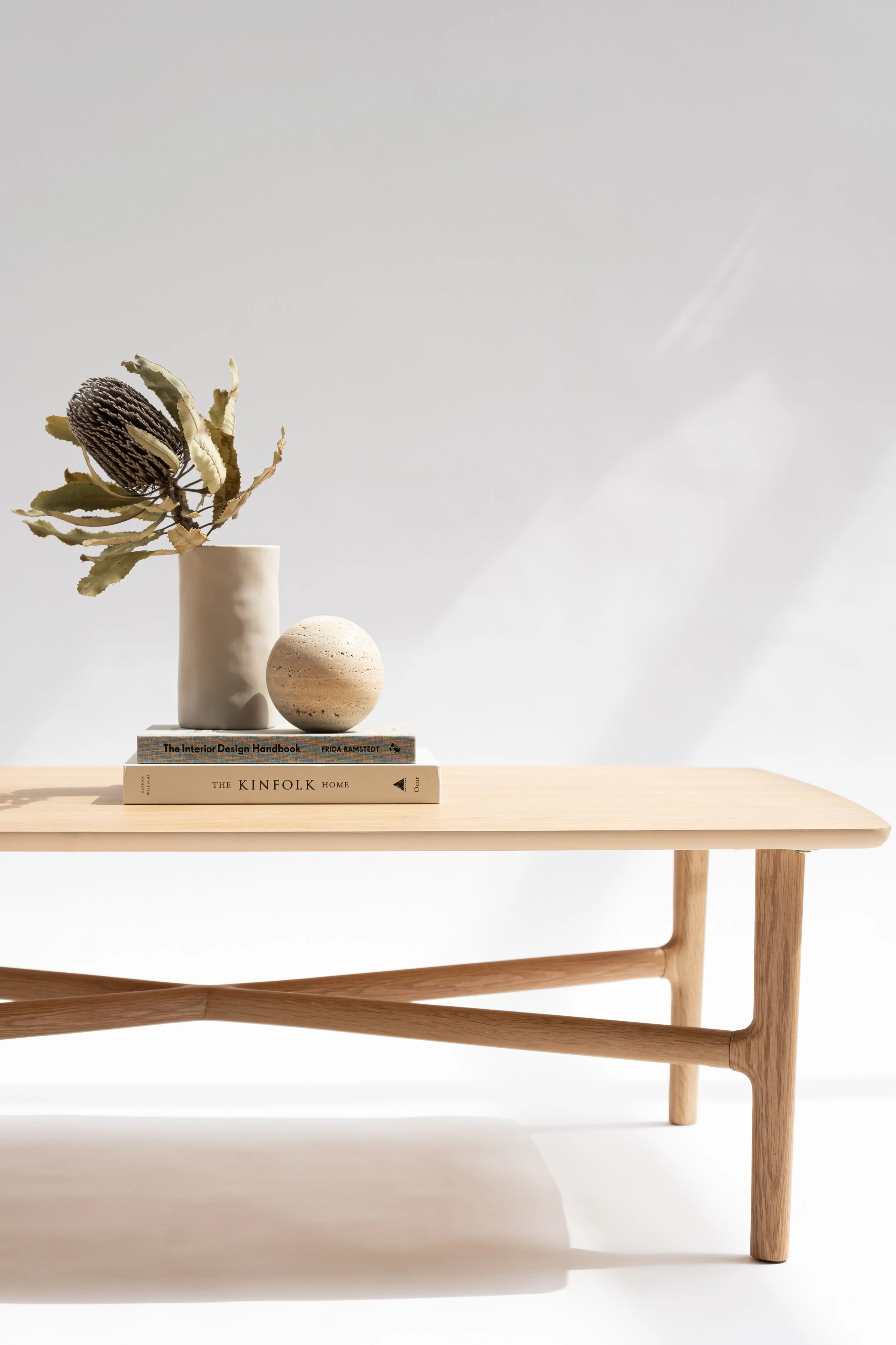 Table-plant:book.jpeg