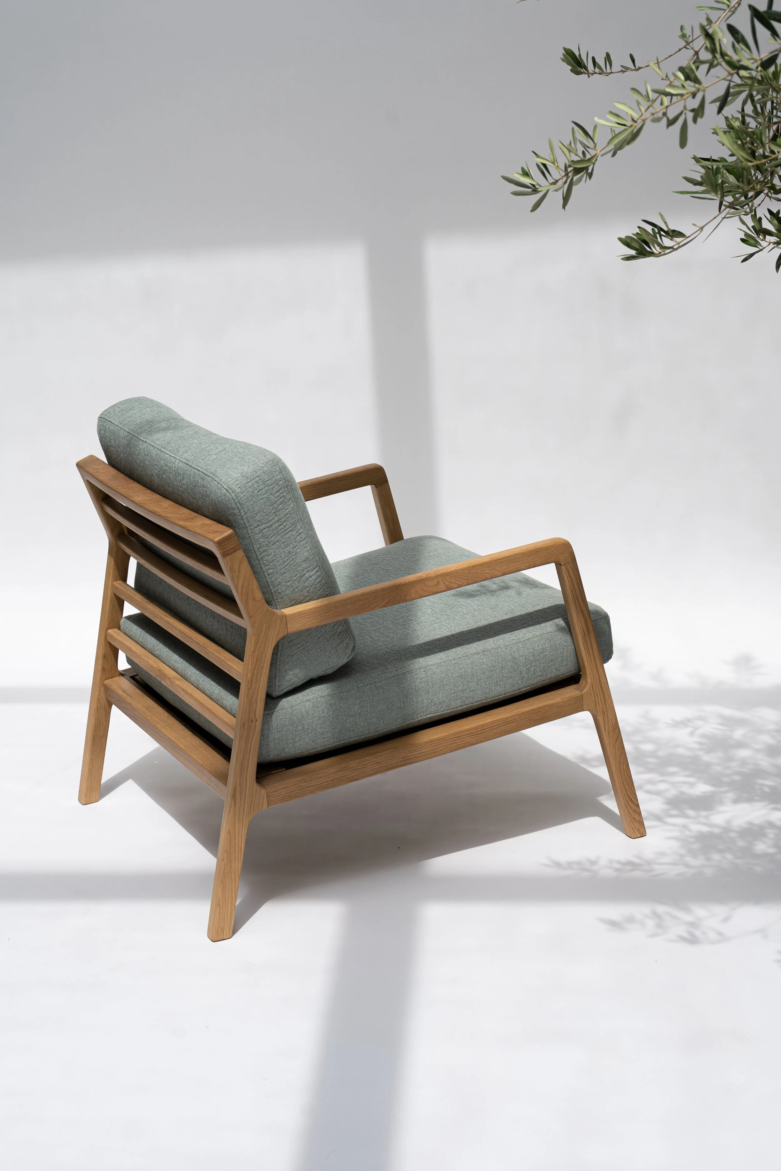Chair-tree.jpg