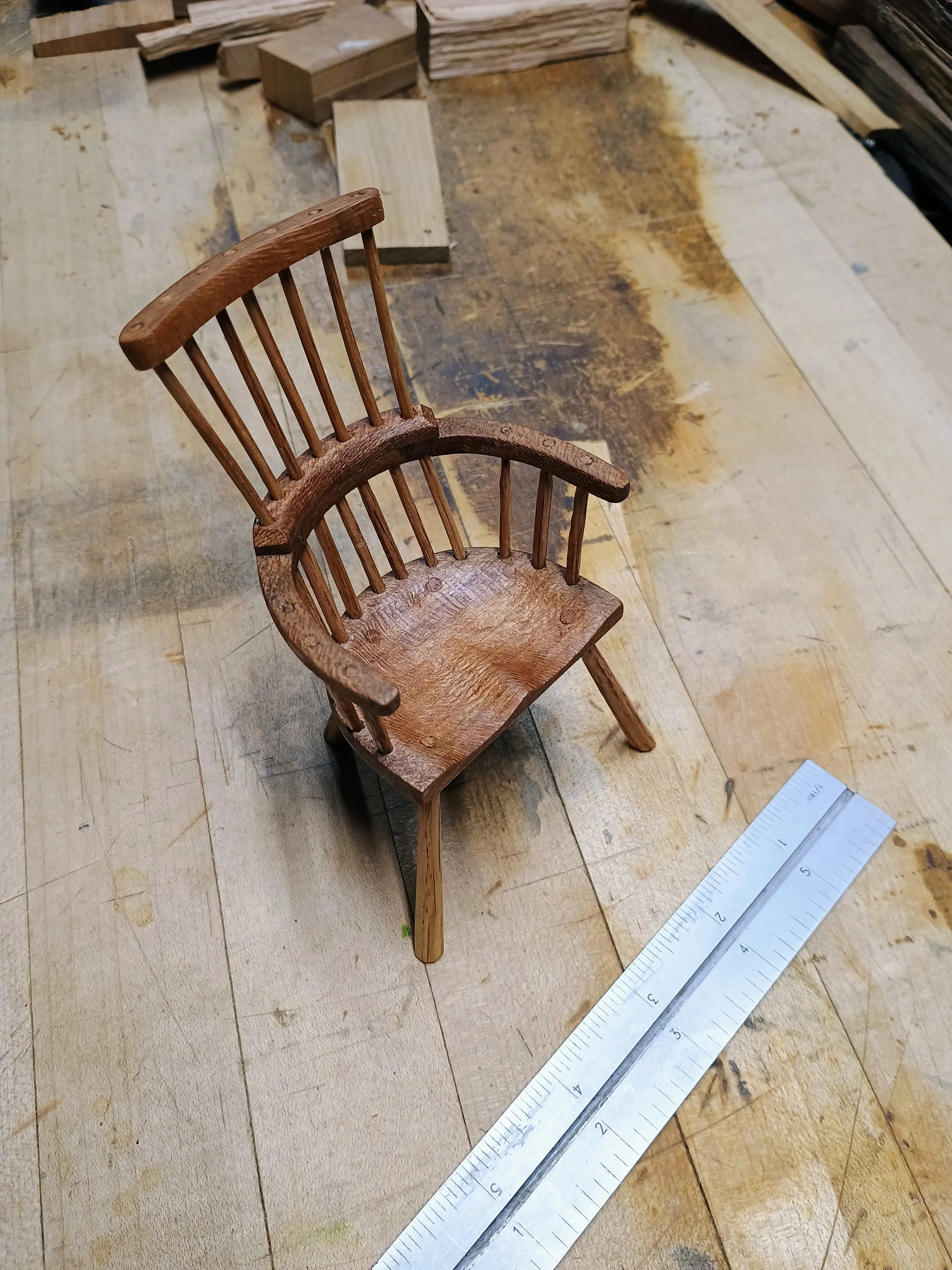 Tiny Chair in sycamore and oak
