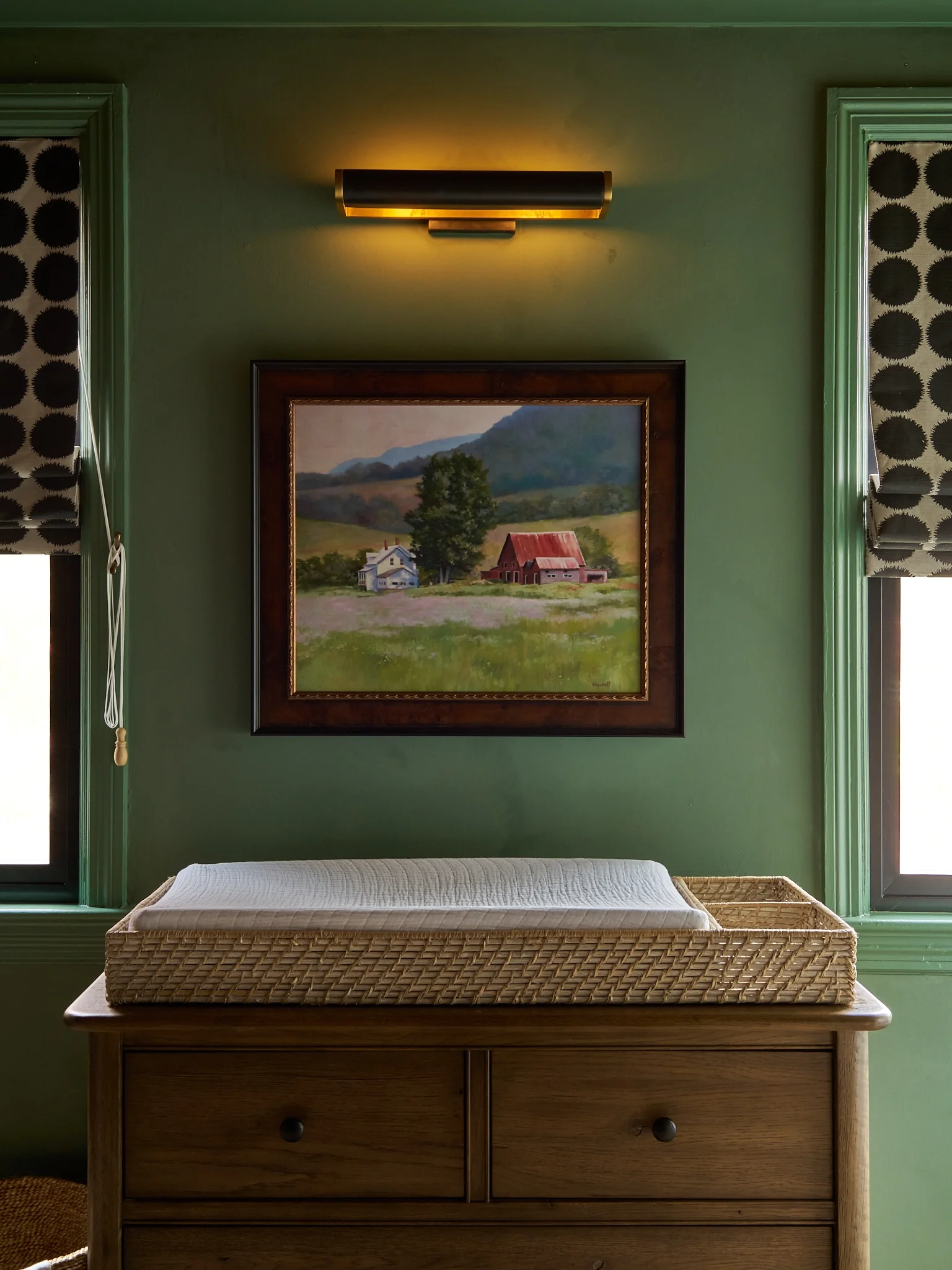 washington-dc-warm-rustic-nursery-design.webp