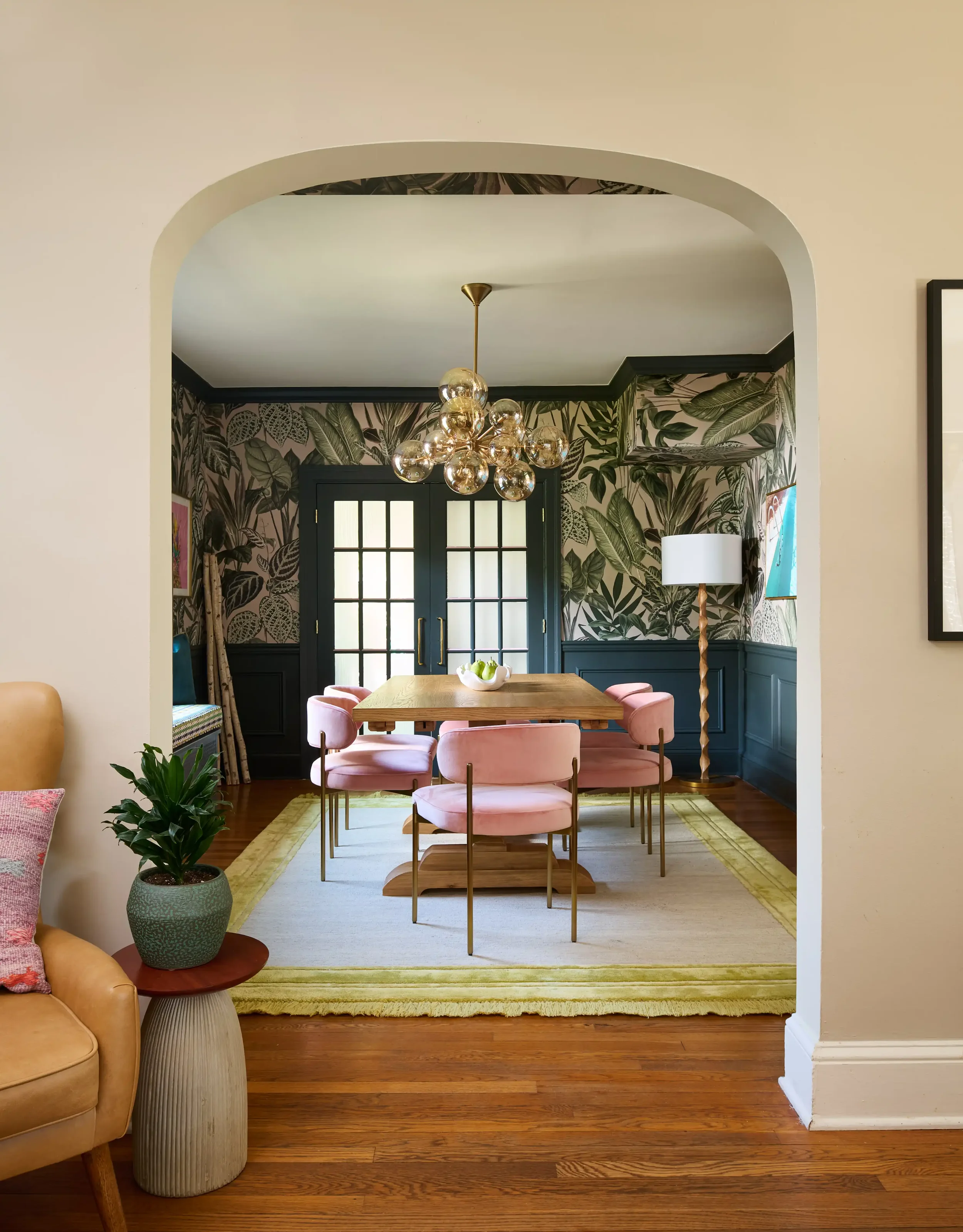 washington-dc-historic-dining-room-interior-design.webp