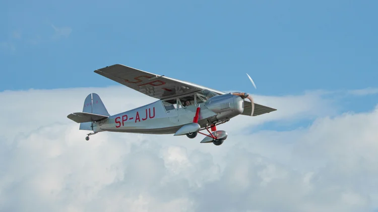 Tractorhead antique aircraft educational video preview 2