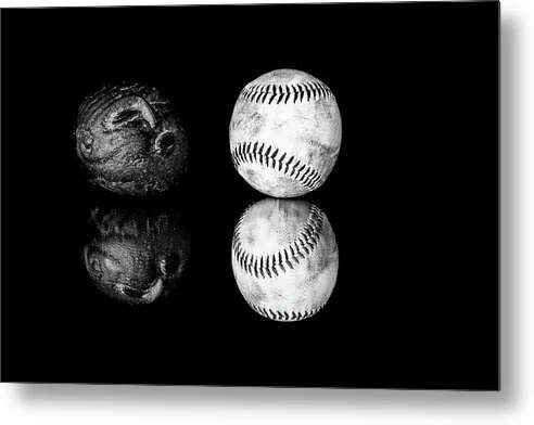 blowing-foul-black-and-white-baseball-fine-art-photography-robert-niemeier (1).jpg