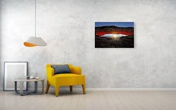 the-first-aperture-mesa-arch-sunrise-canyonlands-utah-robert-niemeier-3.jpg