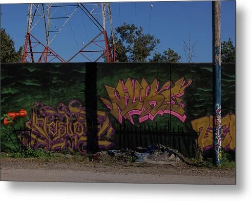 steel-above-the-wall-tower-and-mural-photography-robert-niemeier.jpg