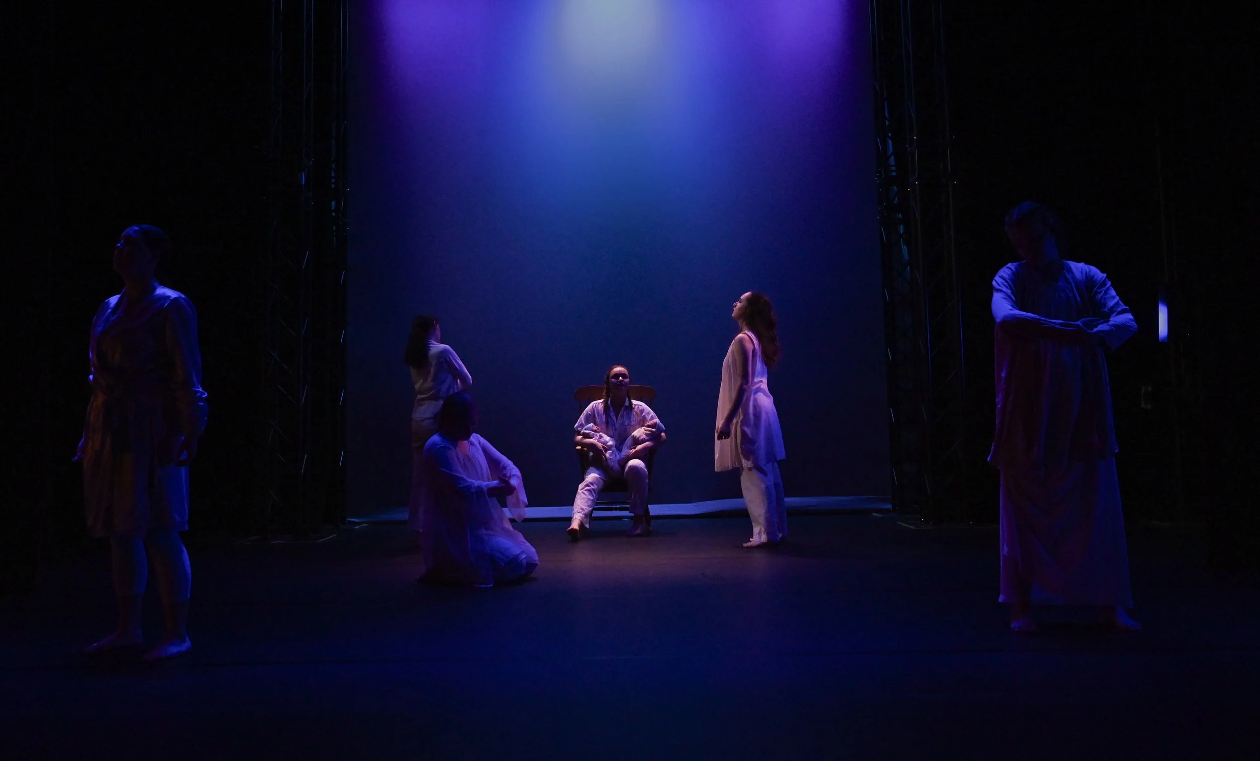 41-07_ending pose blue.jpg
