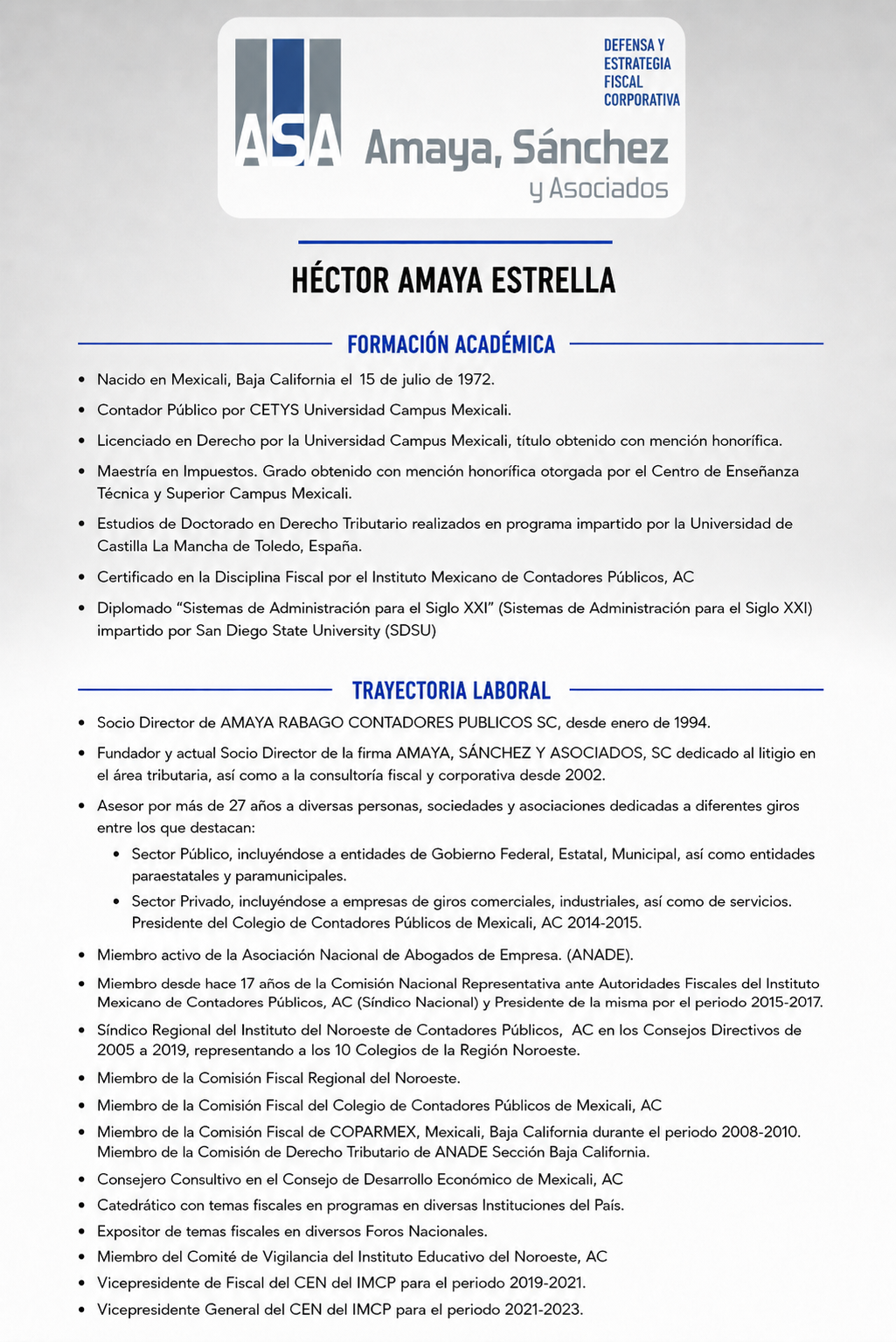 Currículum vitae de Héctor Amaya Estrella, con encabezados y puntos listados que describen su formación académica y trayectoria laboral, incluyendo estudios en derecho, impuestos, administración y experiencia como contador público y asesor en diferentes entidades y asociaciones. Contiene logotipos y texto en español.
