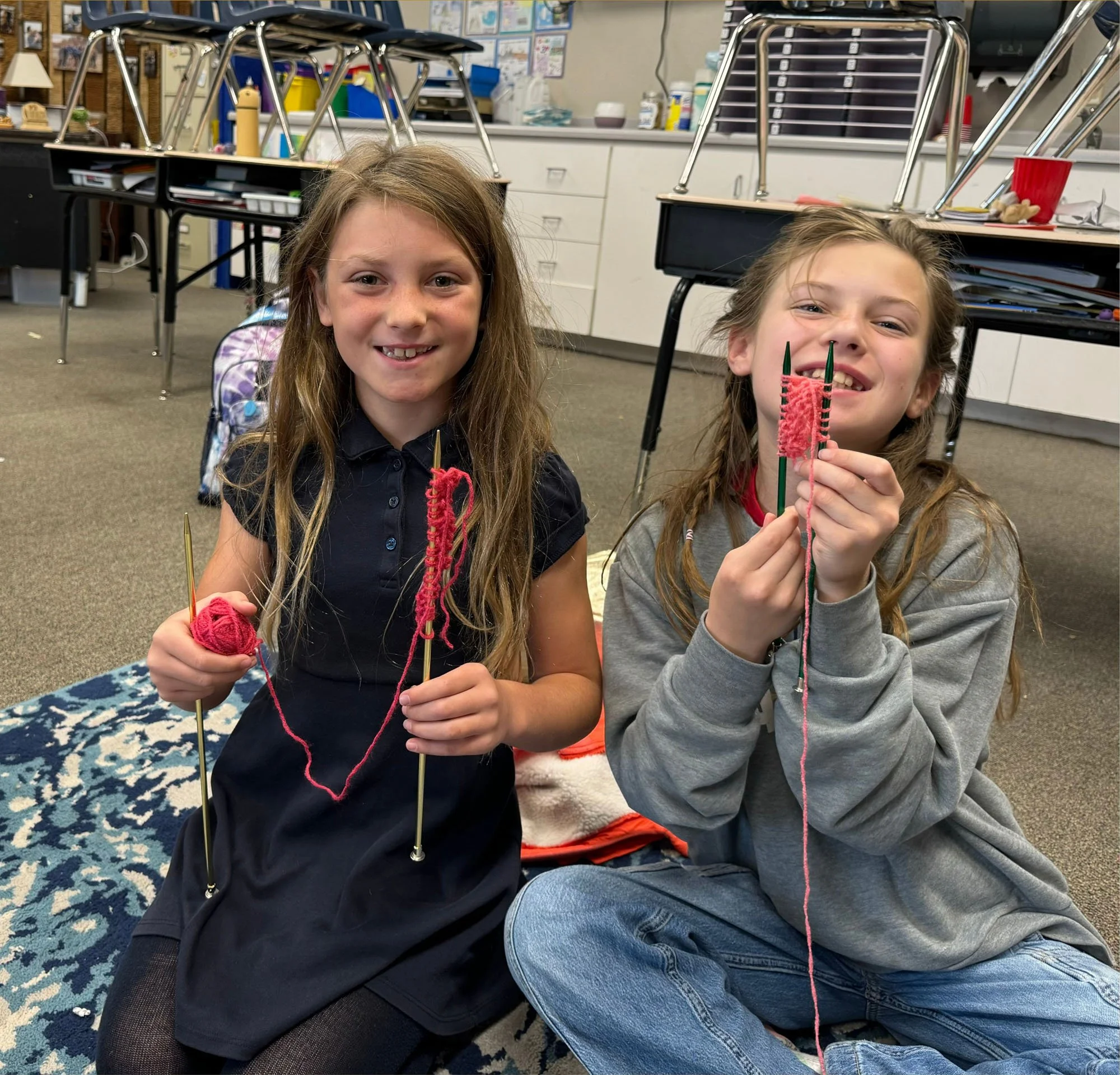 Trinity students knitting in crochet club