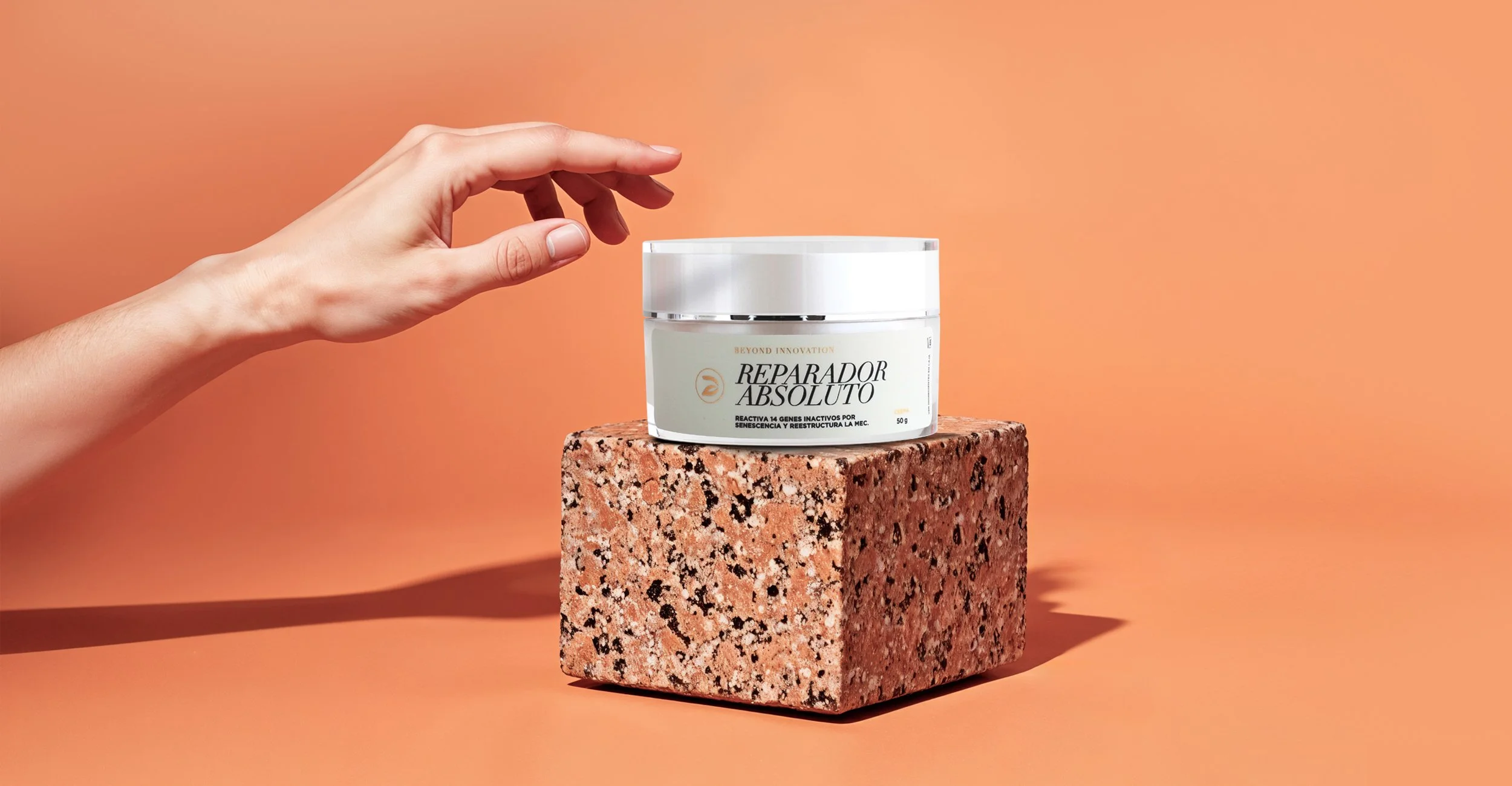 Dailyderm-Beyond-Reparador-Absoluto.jpg