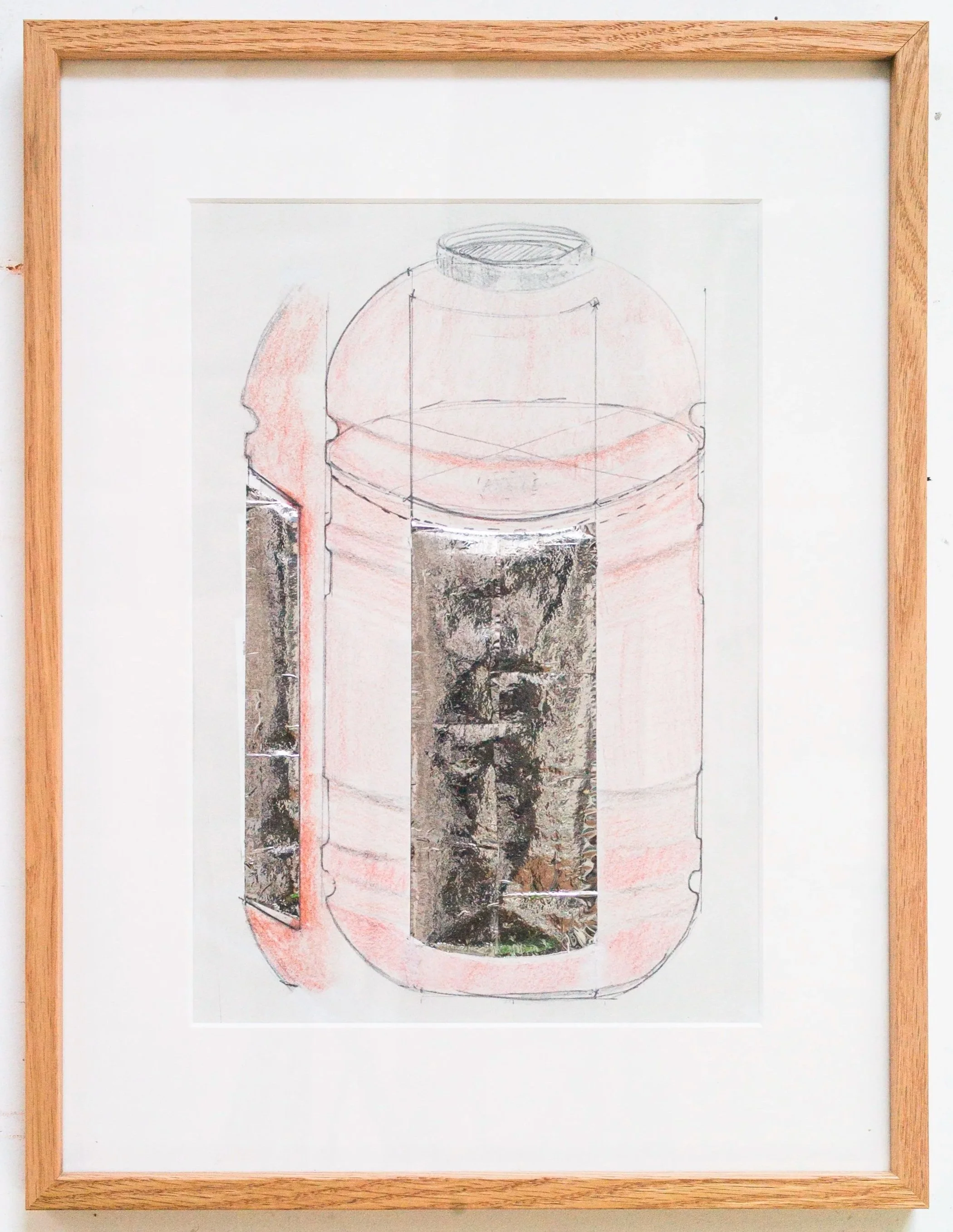 *Reflecting Paste*, 2022. Crayon et encre sur papier / 42 x 32 cm (cadre inclus).
