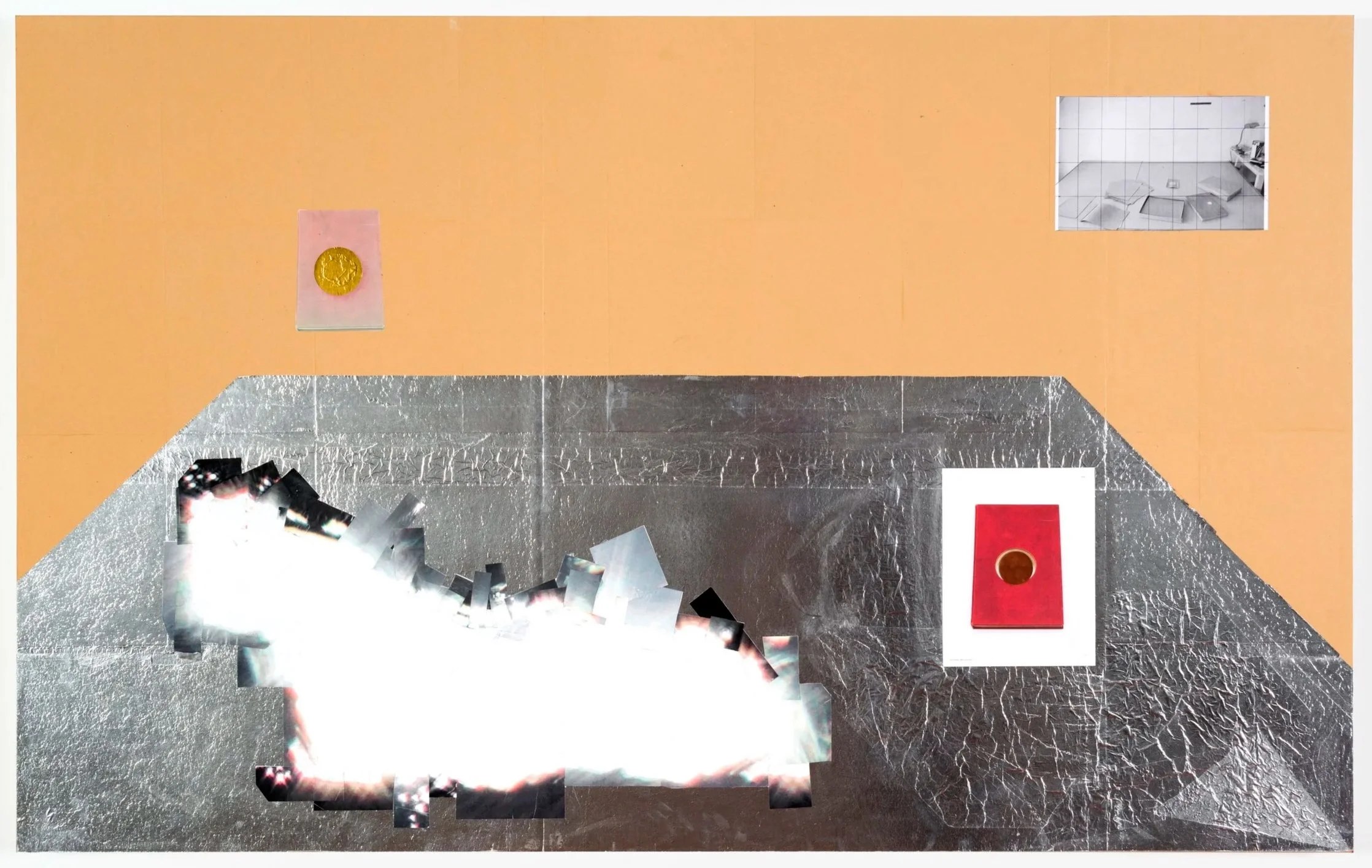 *Table à éblouissement*, 2022. Collage sur bois / 194 x 120 x 5 cm.