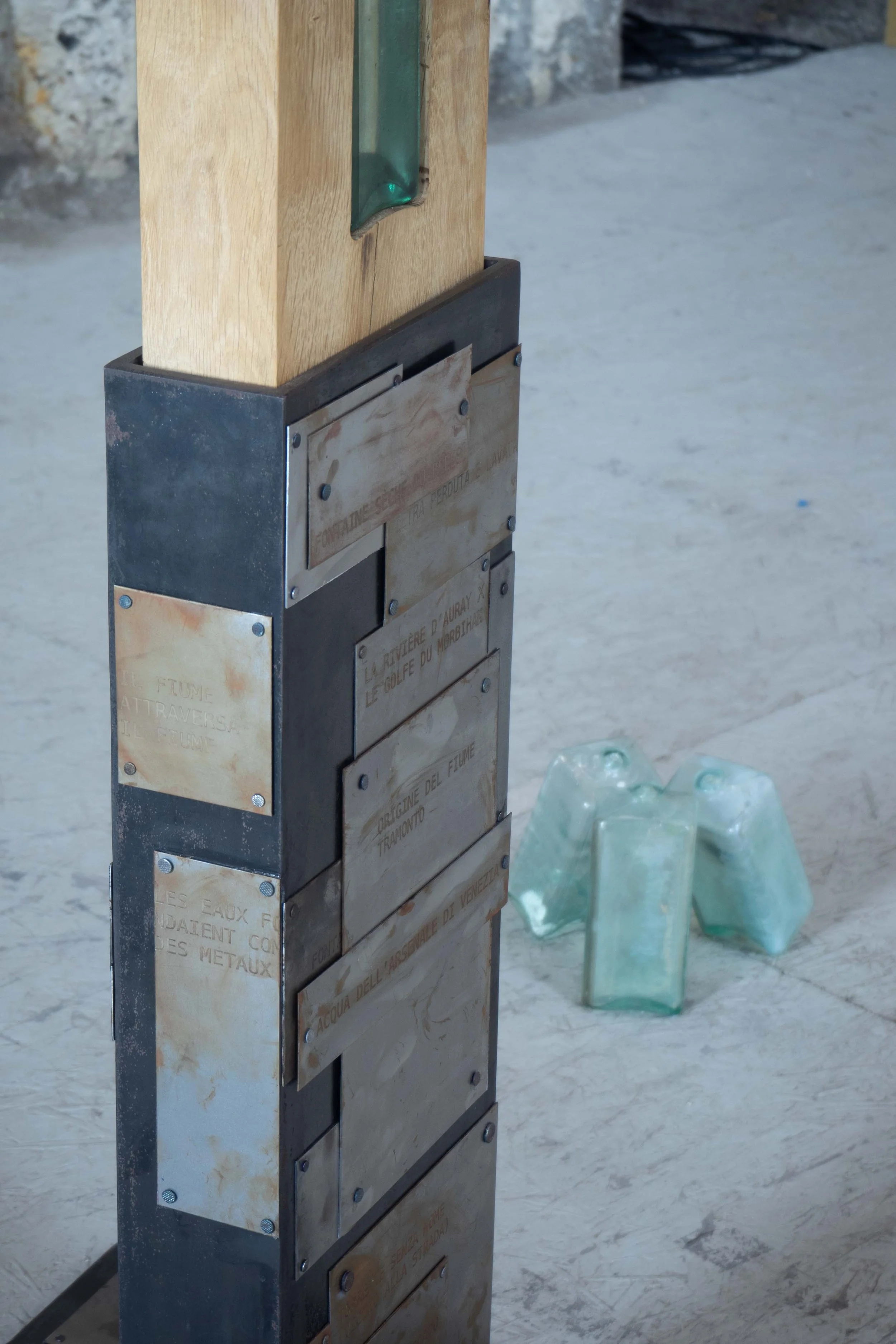 REPR_ARSENALE_ONTITLED-COLUMN_50.jpg
