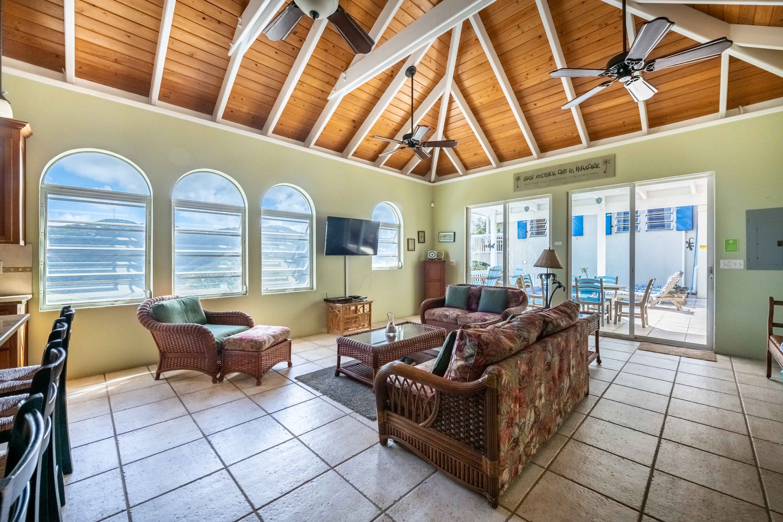 GREAT ROOM/KITCHEN