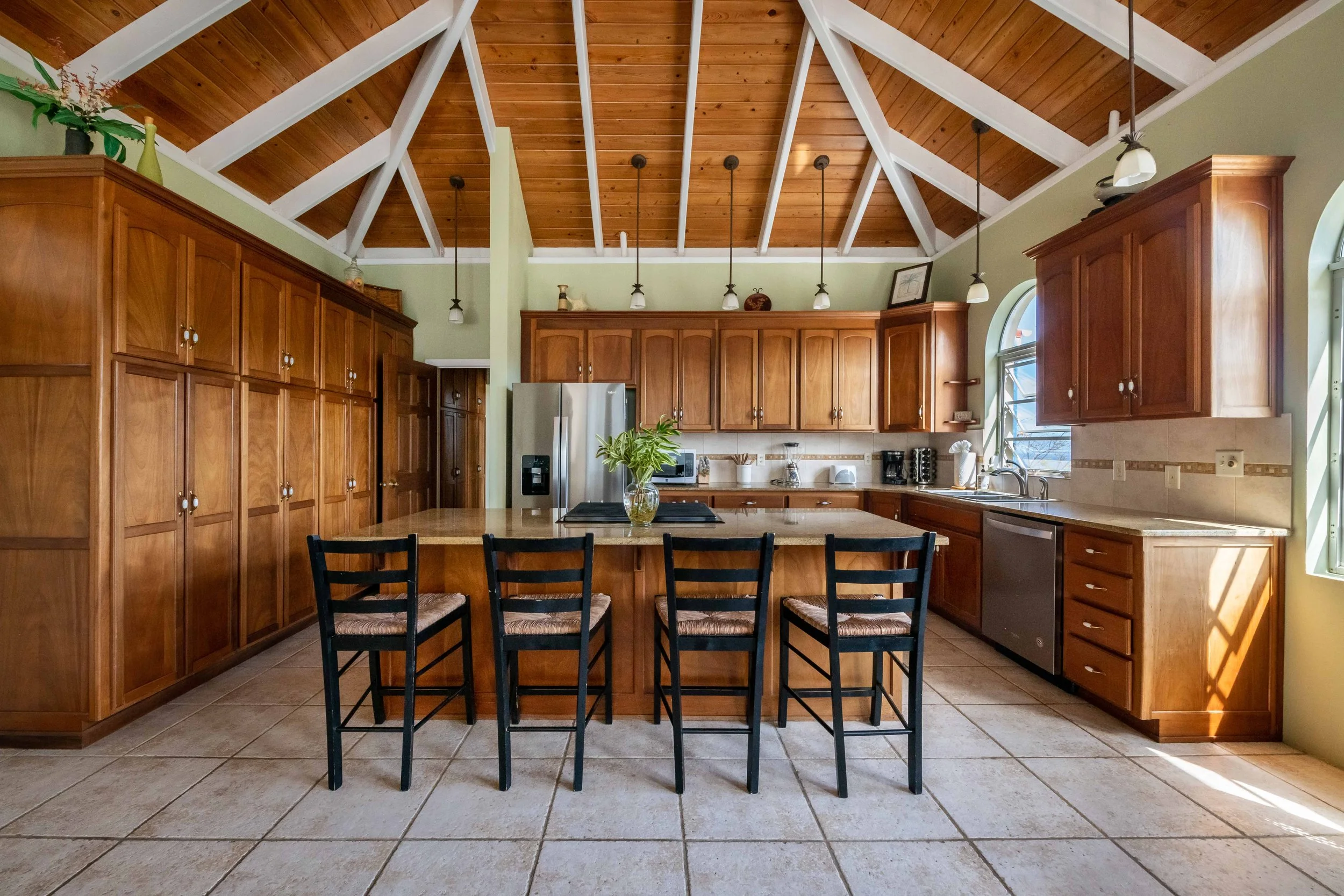 GREAT ROOM/KITCHEN