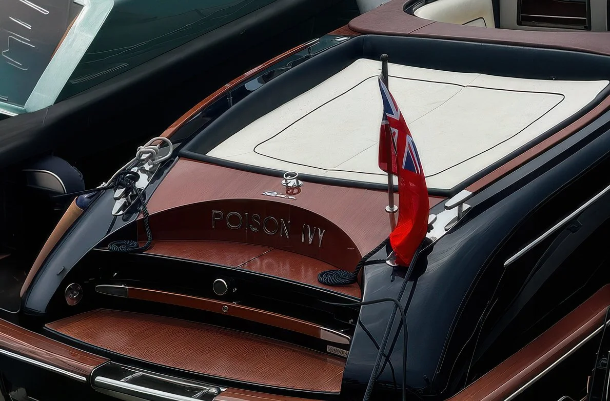 Yacht 01.jpg