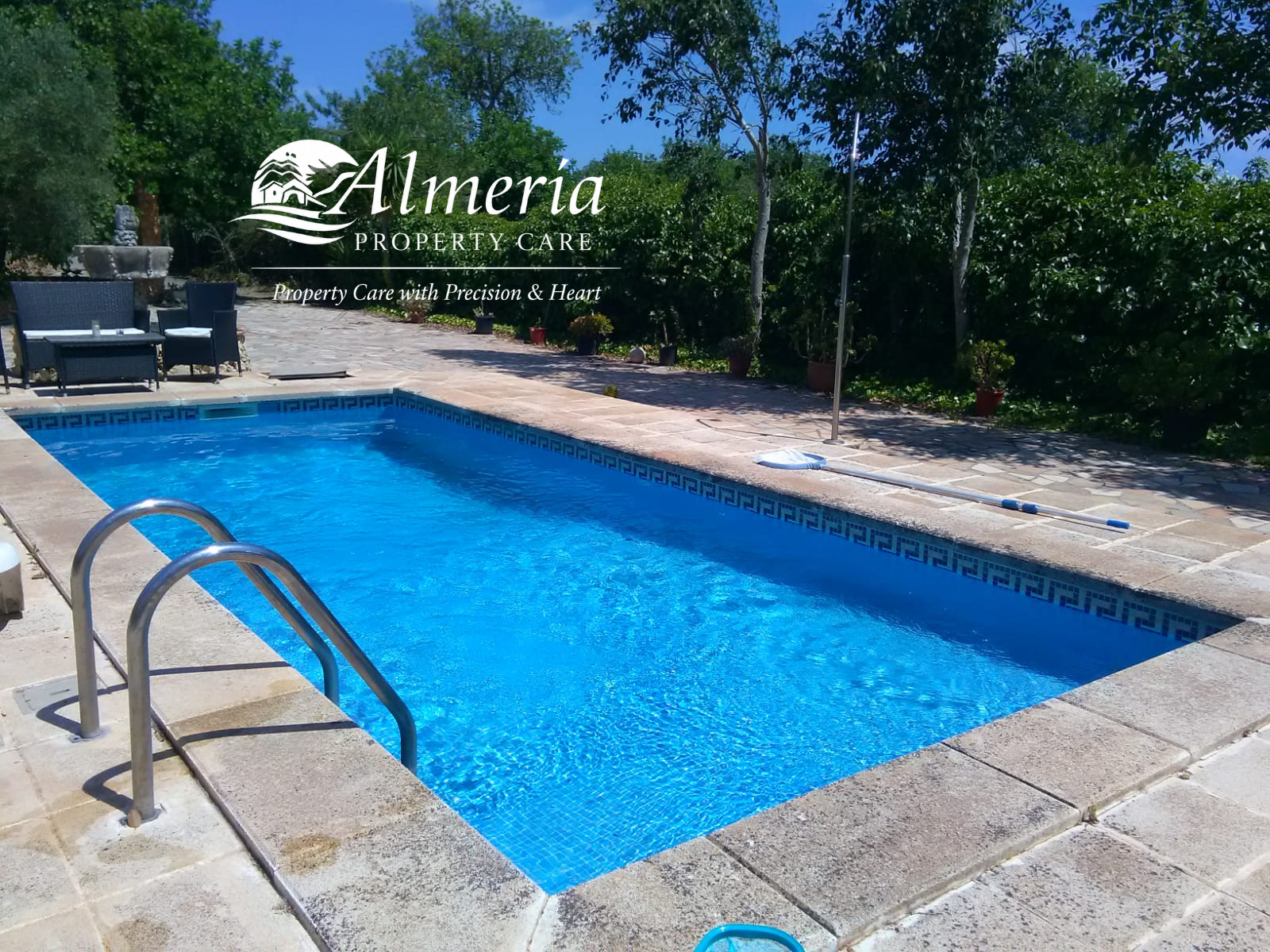 Piscina Vacacional Communitaria.png