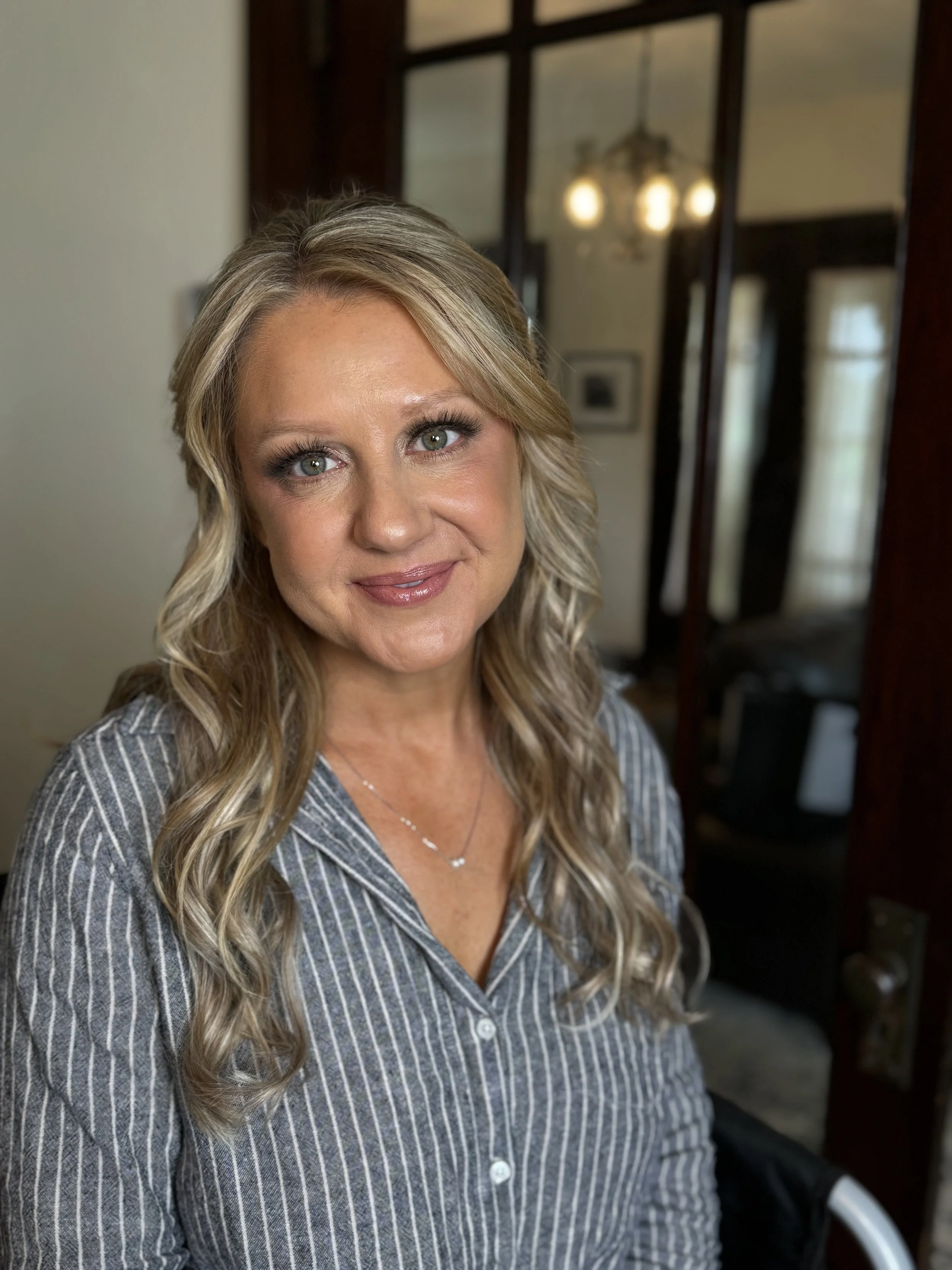 Bride with timeless bridal beauty in Madison, Wisconsin