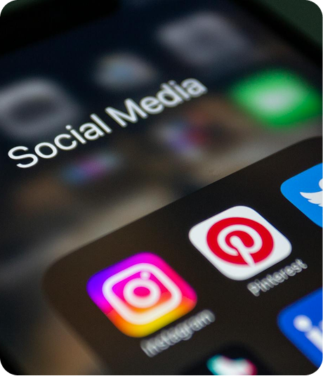 Screen showing social media app icons for Instagram, Pinterest, and Twitter.