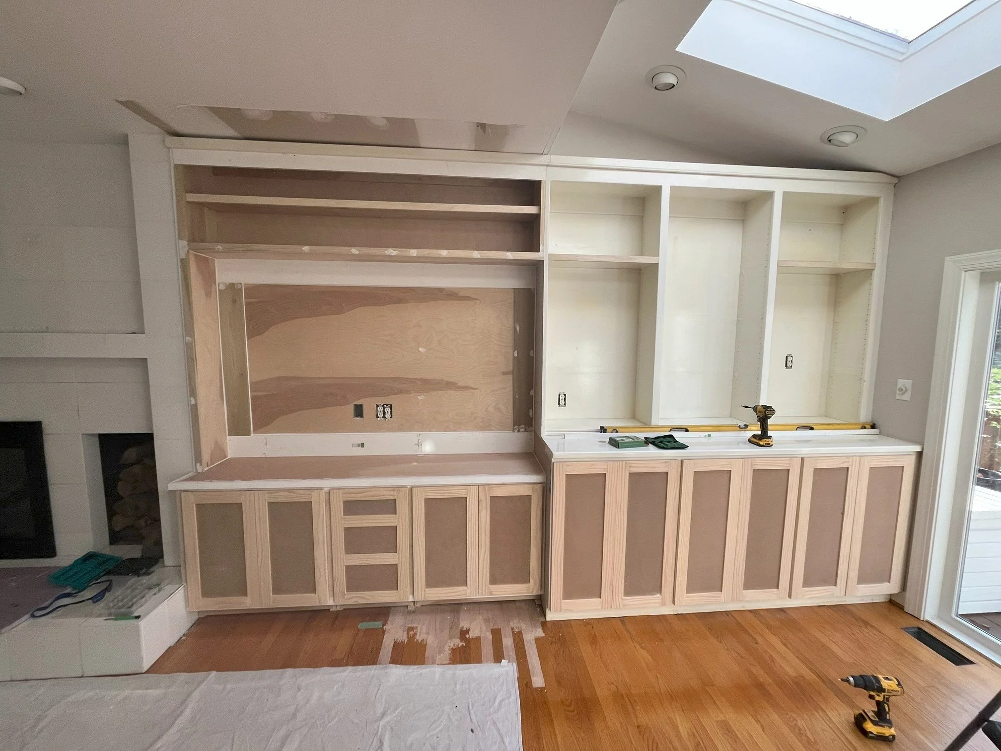 Cabinet Before.jpeg