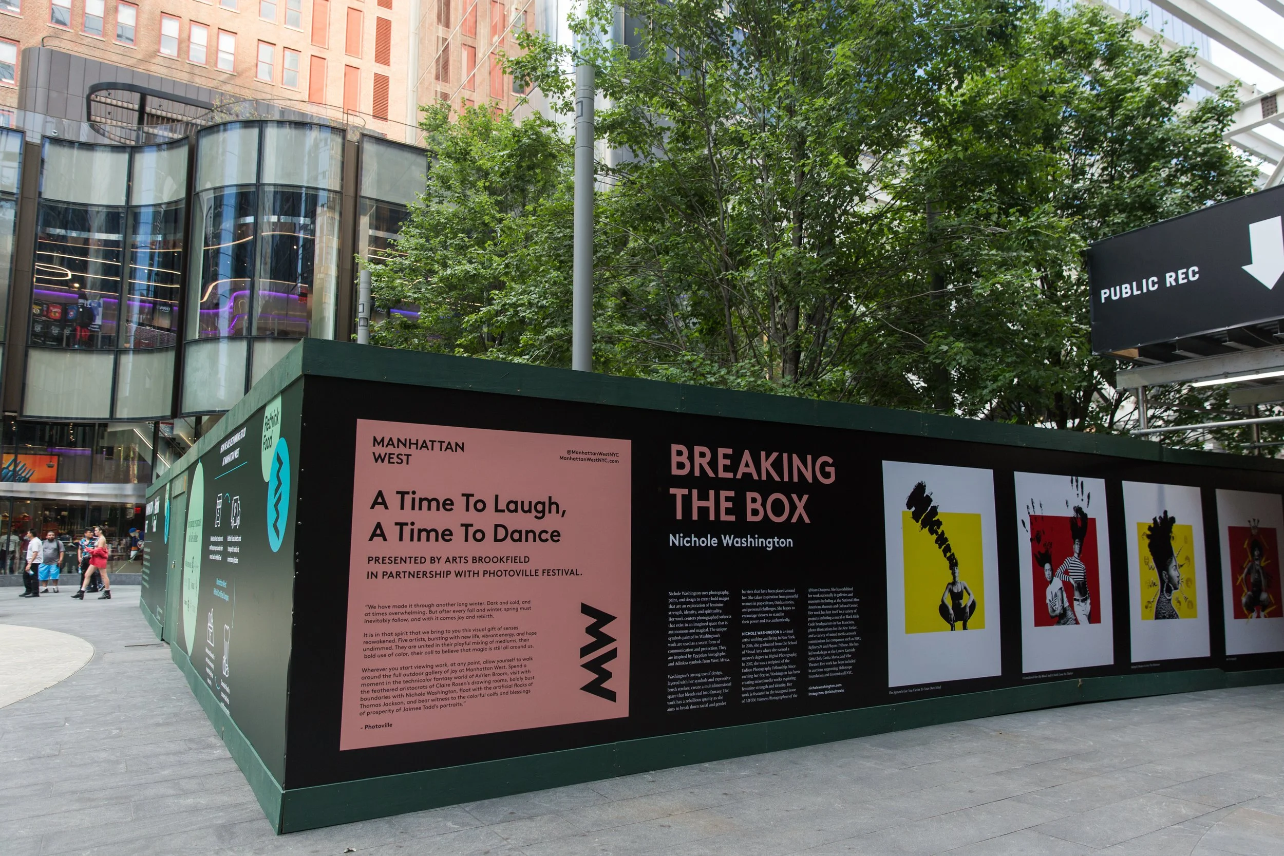 Public installation of works organized by Photoville. Chelsea, NYC.