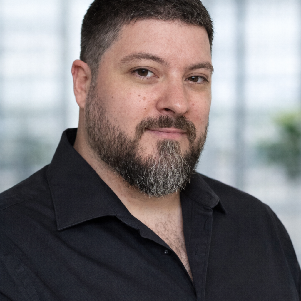 Daniel Alam