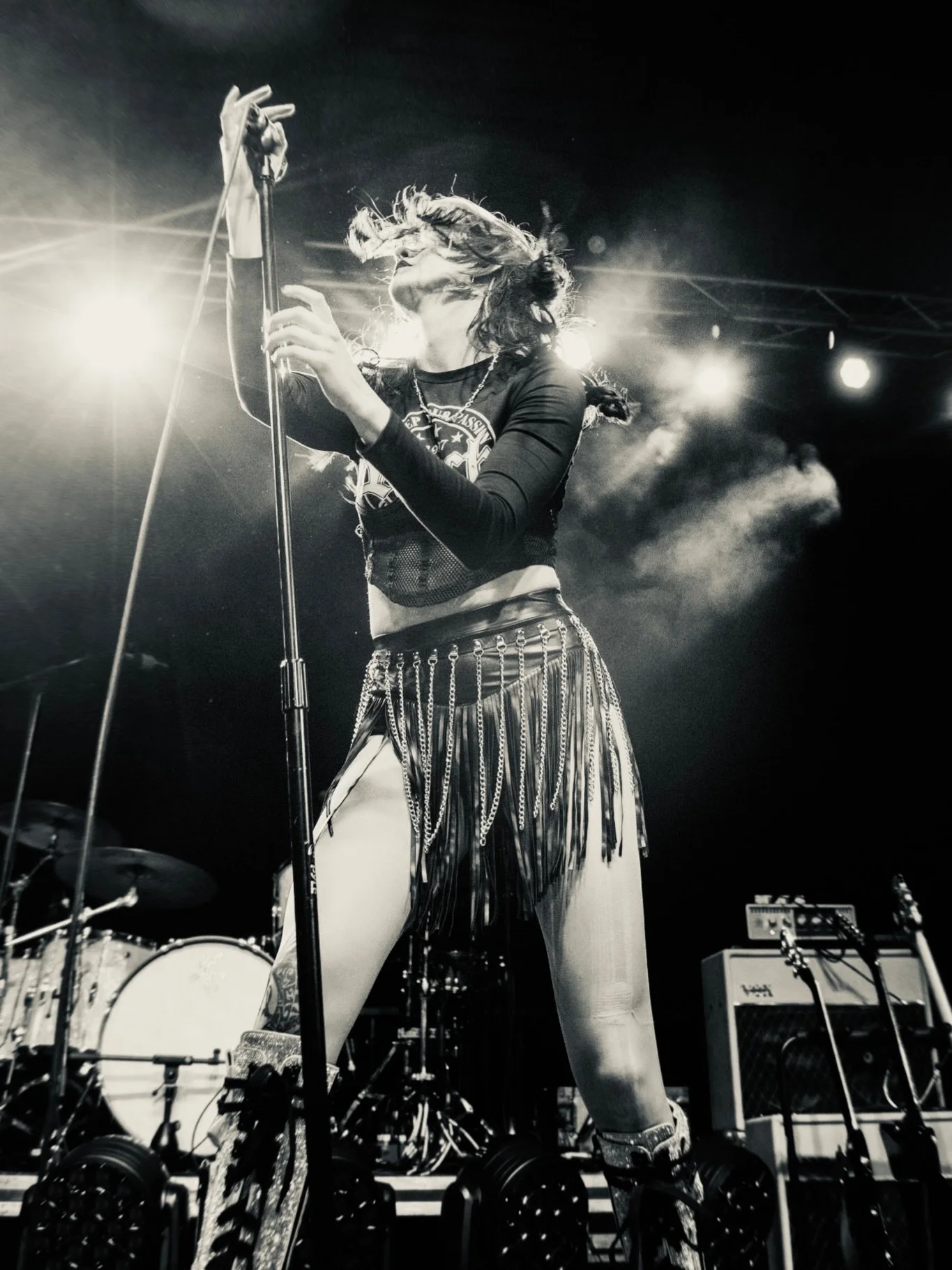 who wants a show? &hellip; and where?🪽

#hardrock #grunge #alternative #altrock #gothic