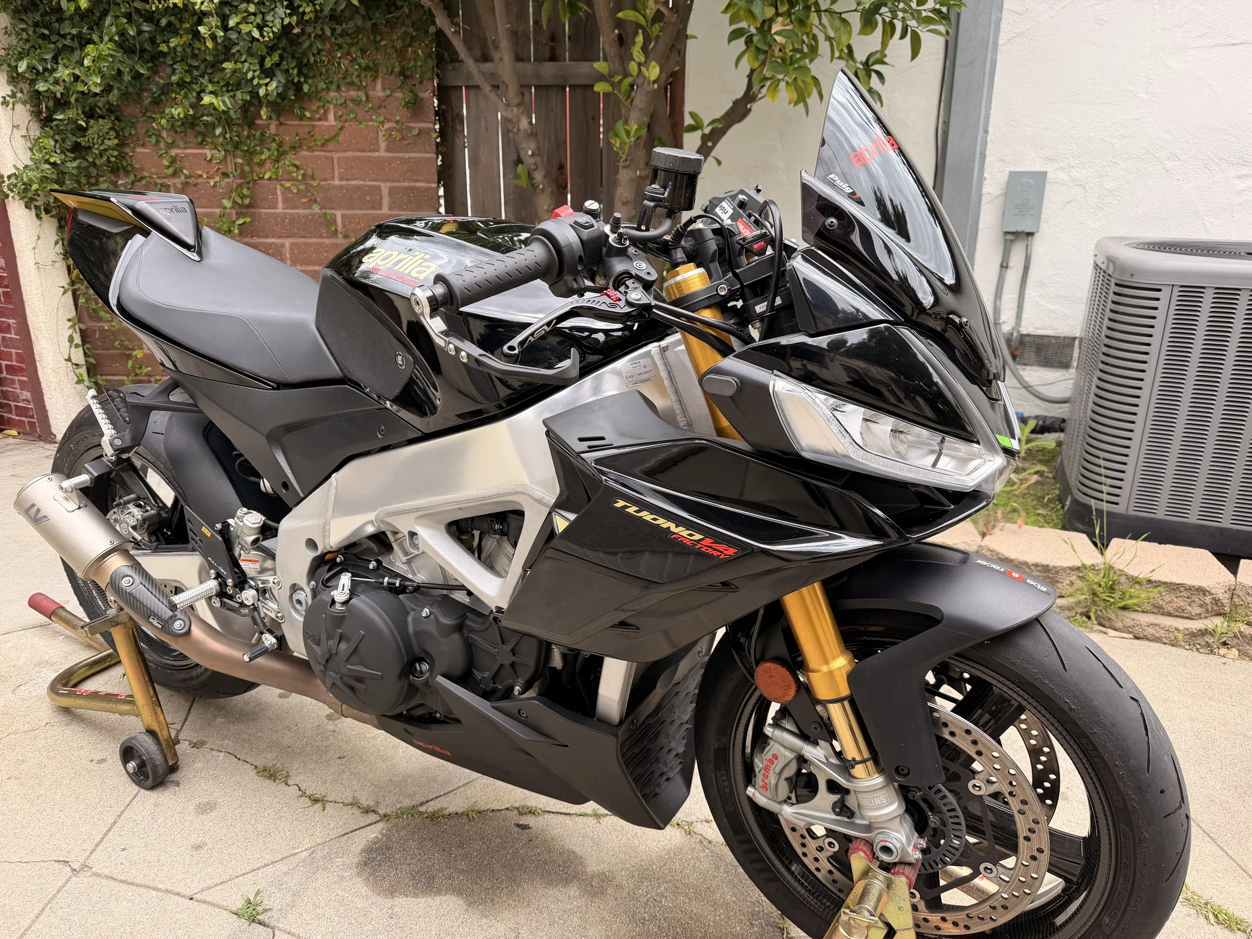 2023 Aprilia Tuono V4 Rsv4 Factory