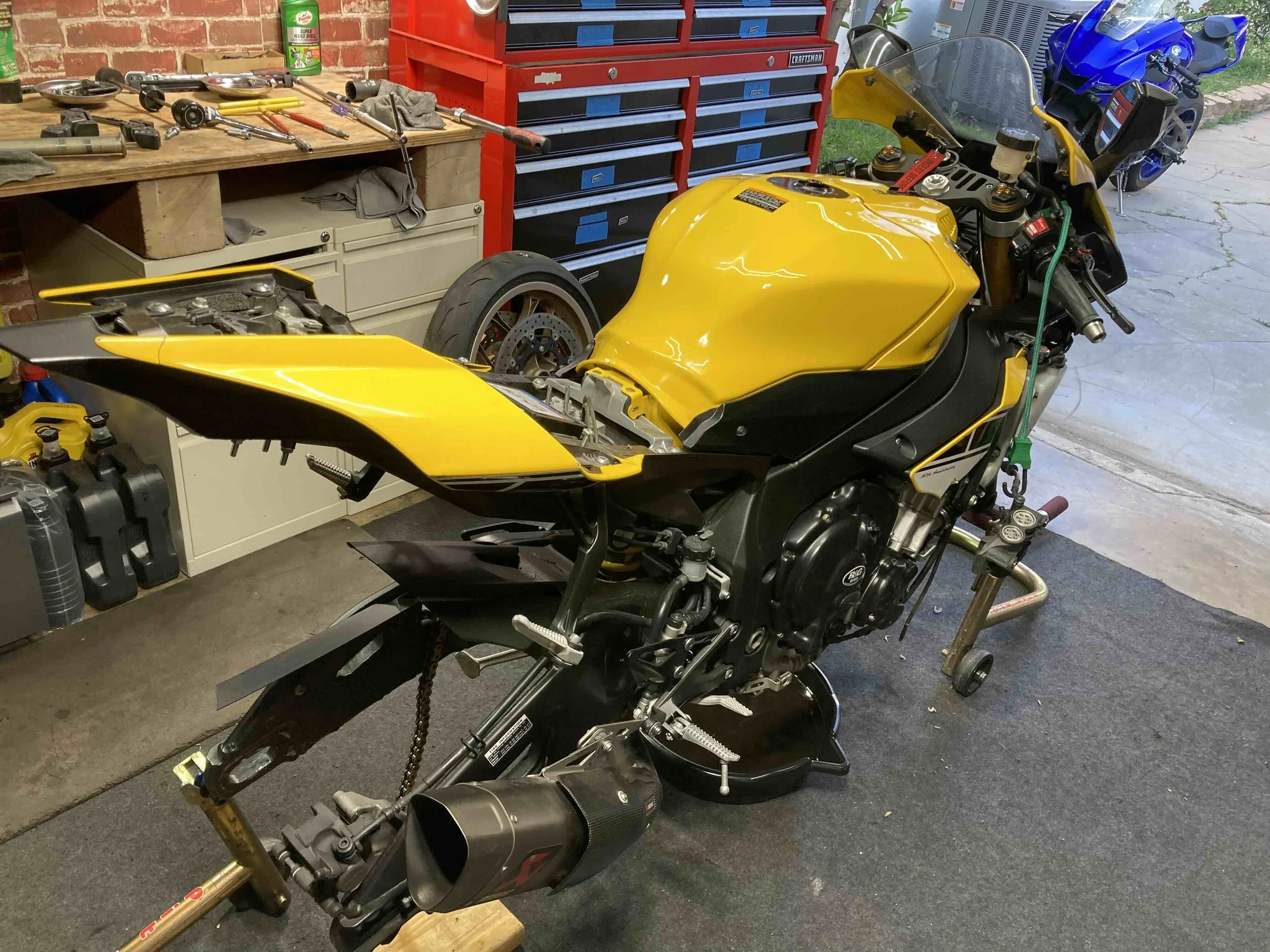 2016 Yamaha R1 Service