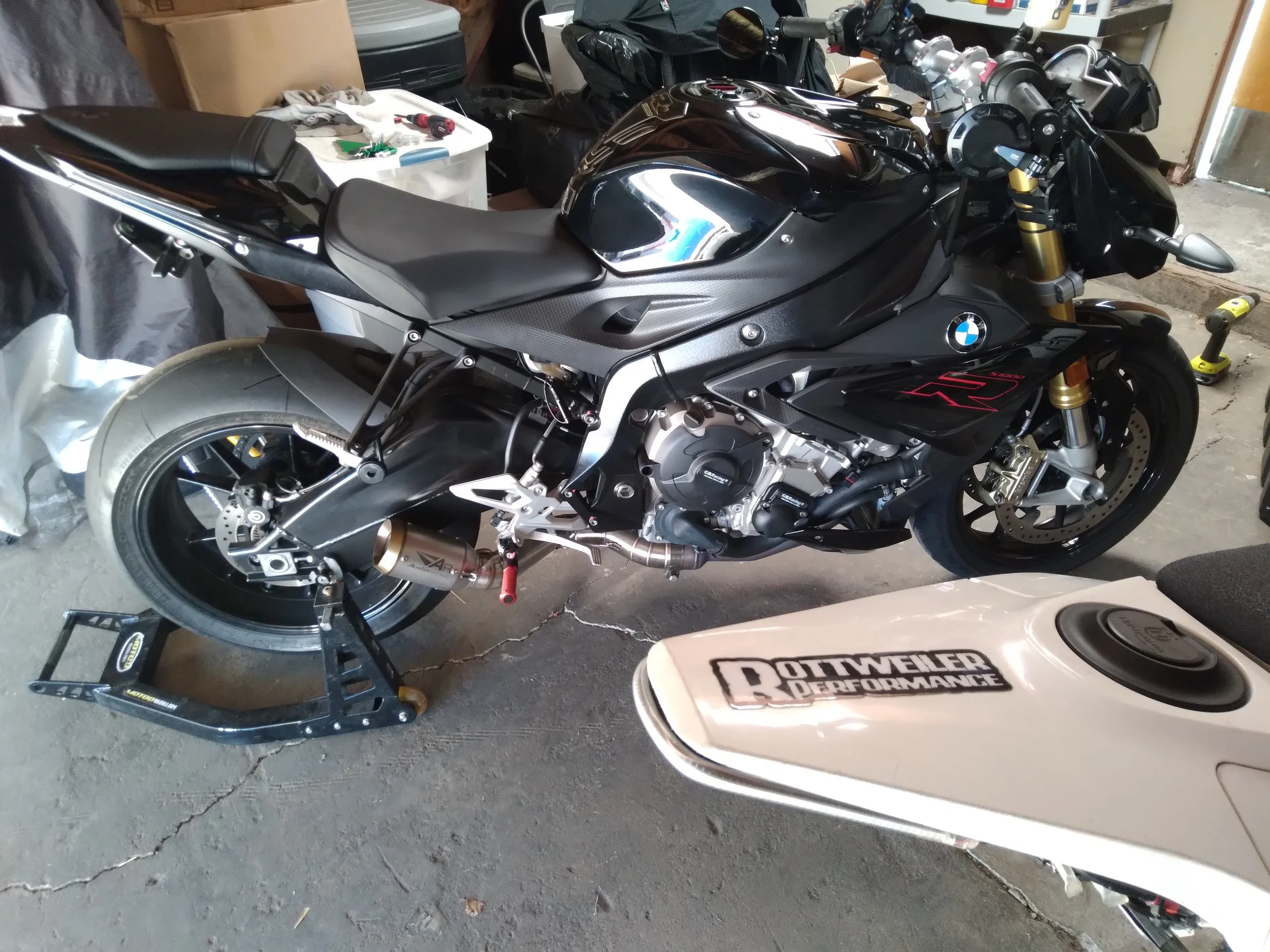 BMW S1000R