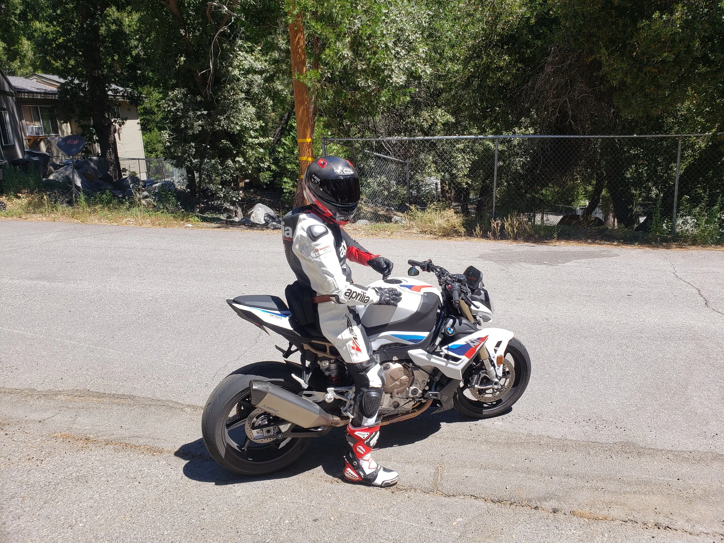 Canyon Riding BMW S1000RR