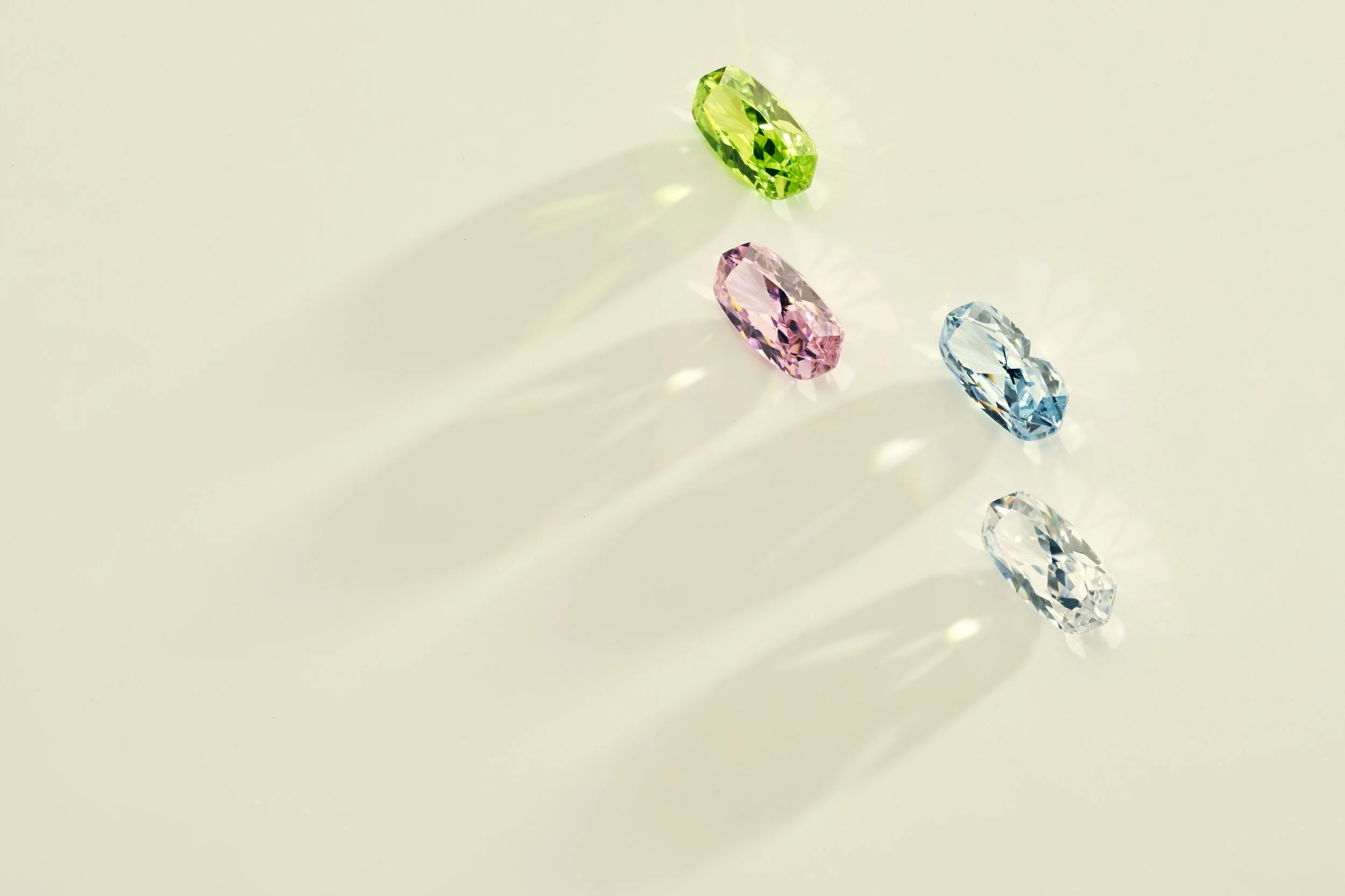 Kendra-Scott-Elisa-Lux-Creative-Laydowns-02.jpg
