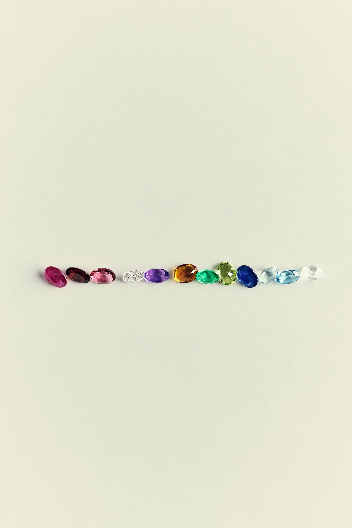 Kendra-Scott-Fine-Marrisa-Birthstone-Creative-Laydowns-080526-01.jpg