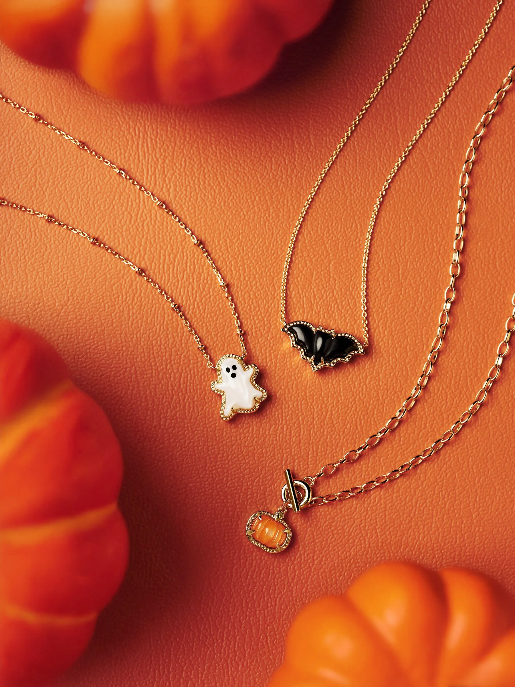 Kendra-Scott-Halloween-Creative-Laydowns-00.jpg