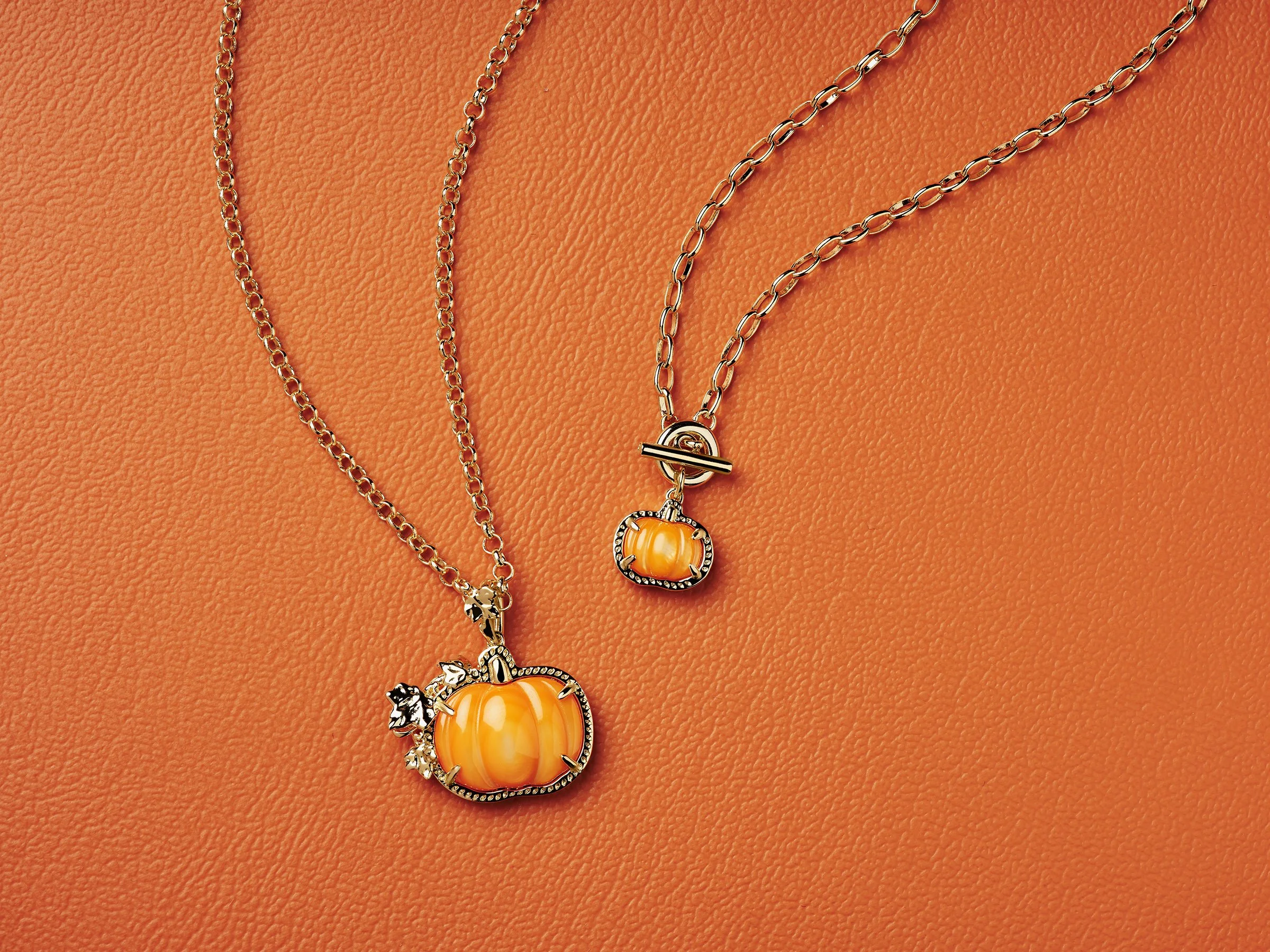 Kendra-Scott-Halloween-Creative-Laydowns-02.jpg