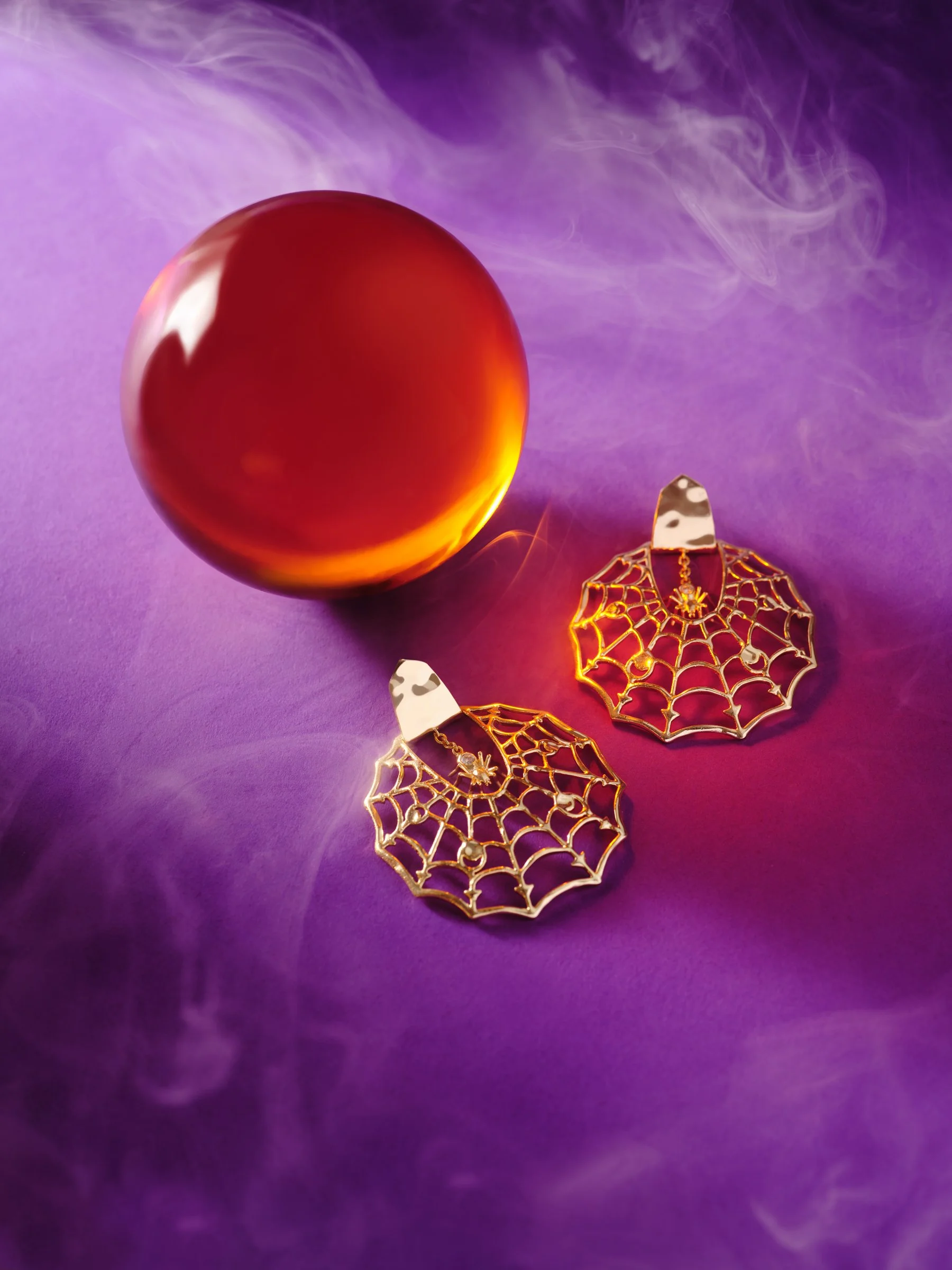 Kendra-Scott-Halloween-Creative-Laydowns-01-GIF3_r1.jpeg