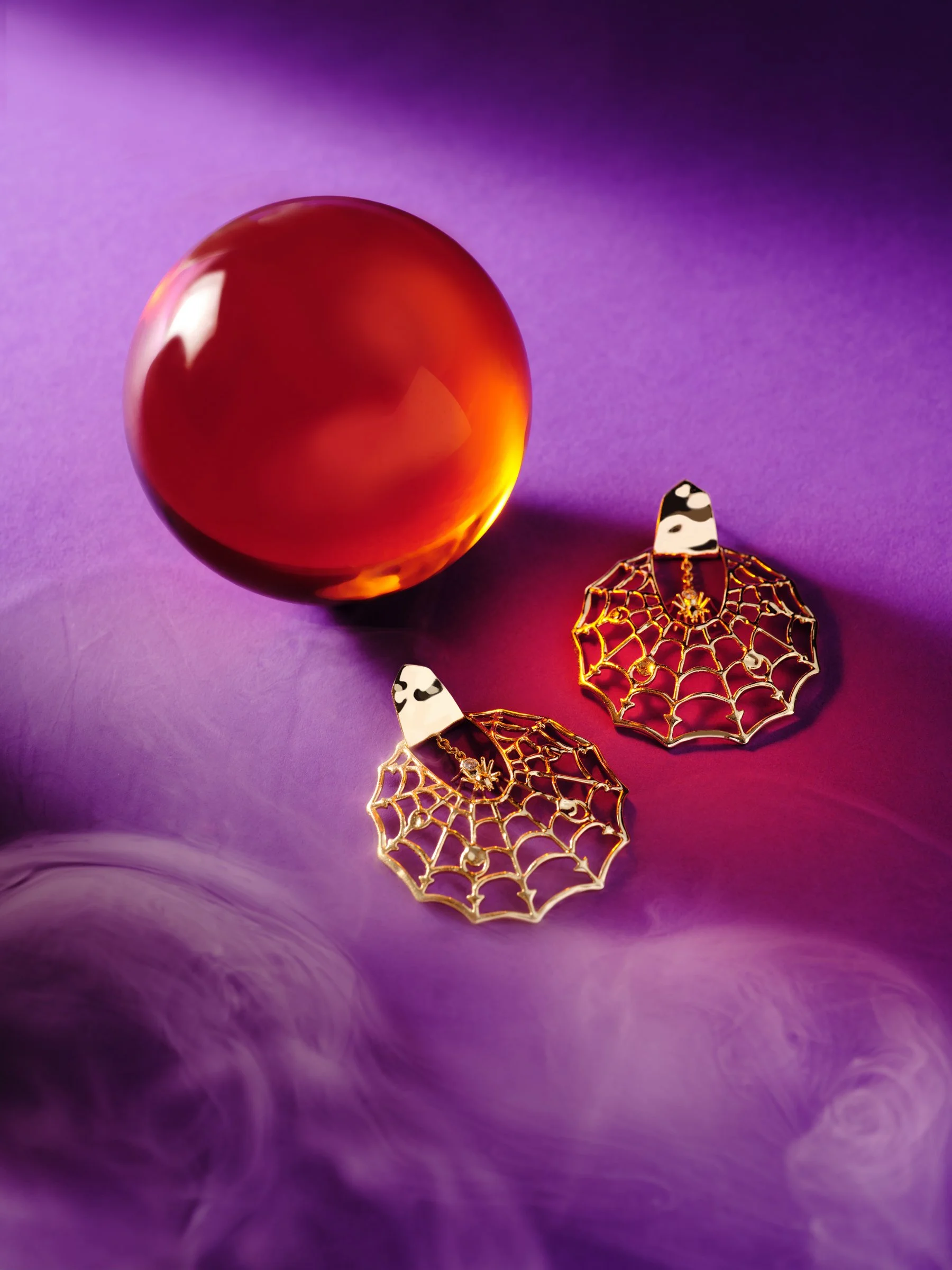 Kendra-Scott-Halloween-Creative-Laydowns-01-GIF1_r1.jpeg