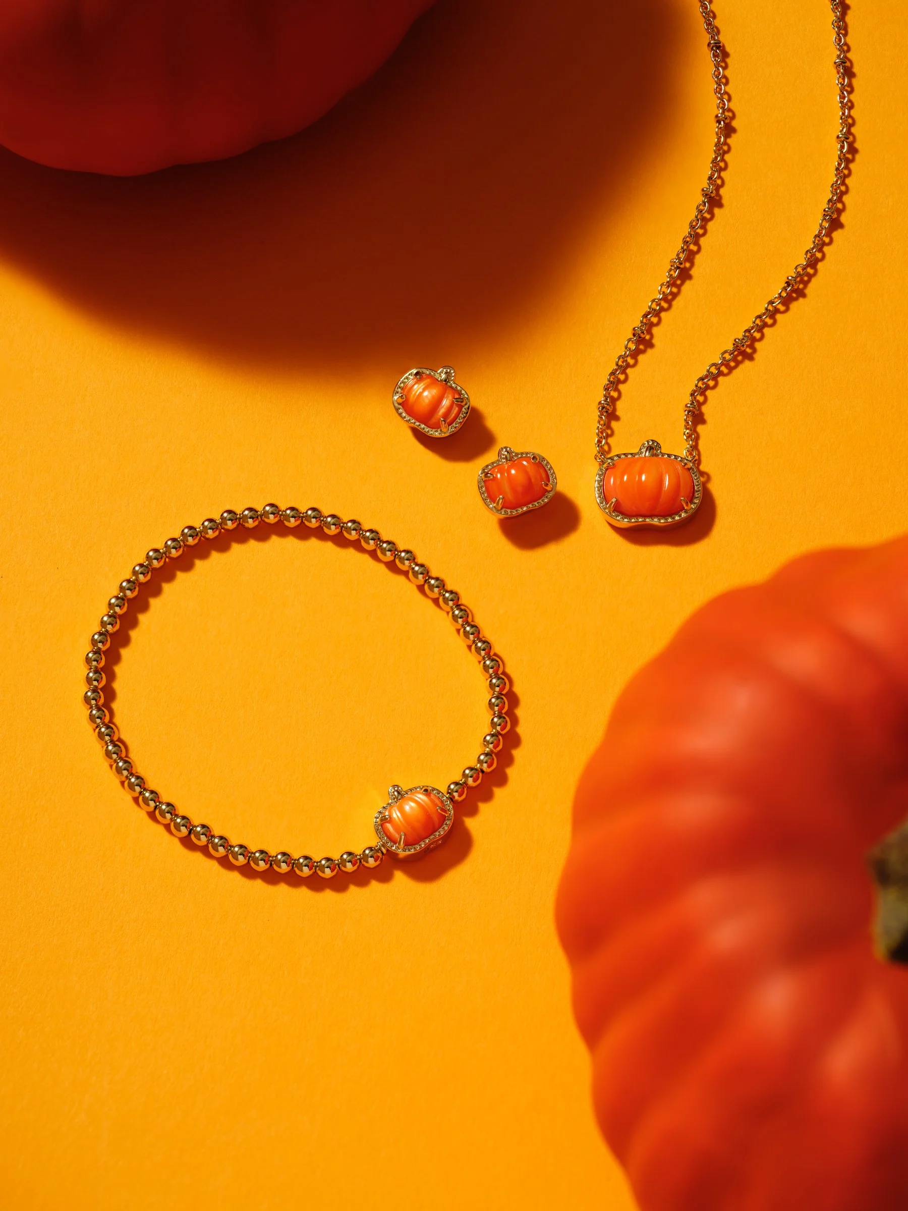 Kendra-Scott-Halloween-Creative-Laydowns-09_r1.jpeg