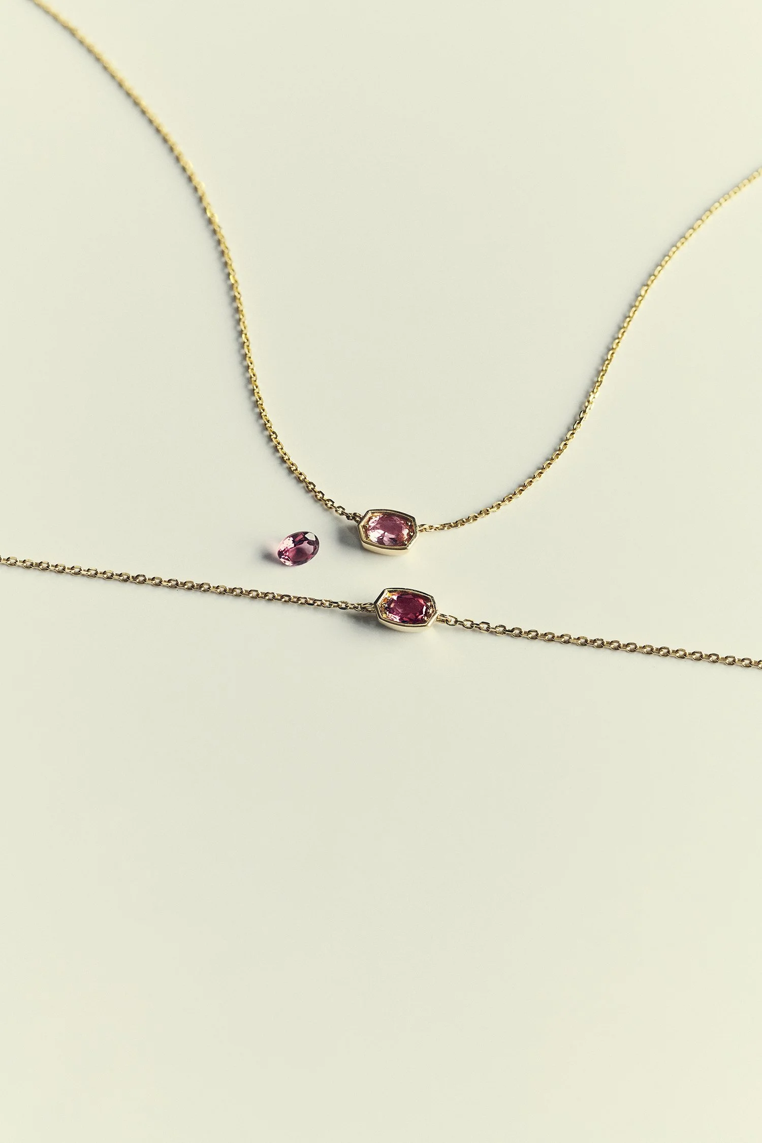 Kendra-Scott-Fine-Marrisa-Birthstone-Creative-Laydowns-080526-09.jpg