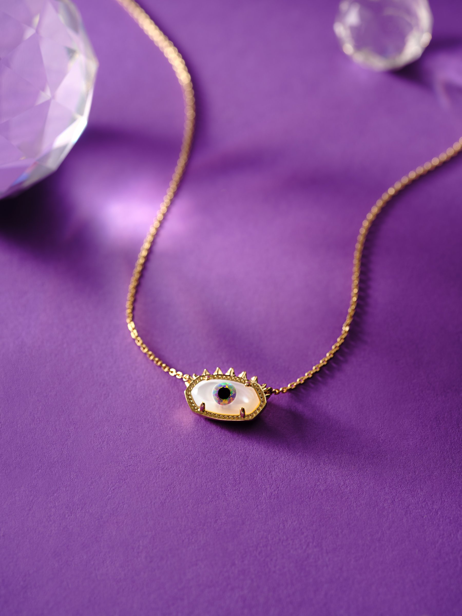 Kendra-Scott-Halloween-Creative-Laydowns-07_r1.jpeg