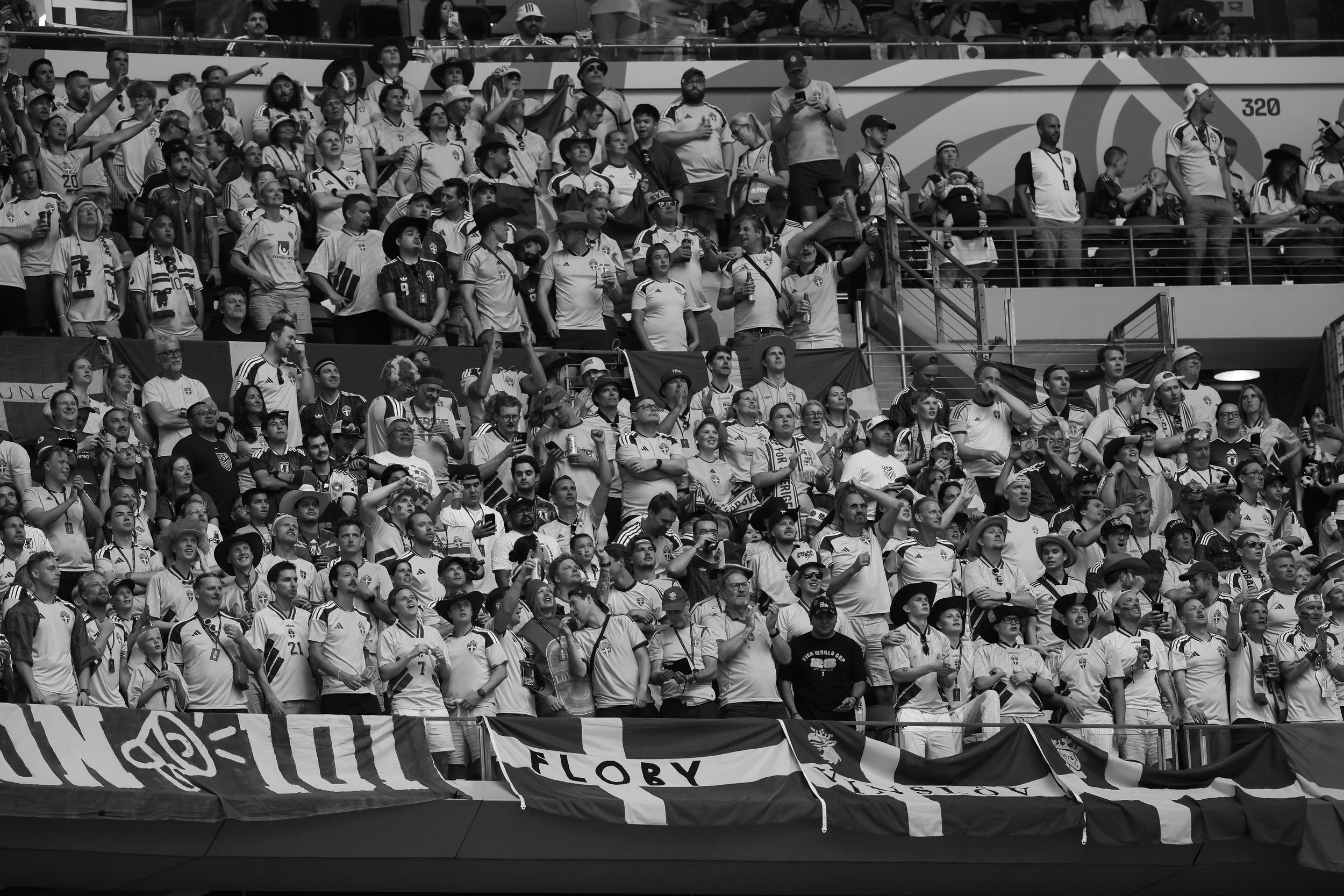 worldcup-volunteers-sports-photographer-aricbecker-34.jpg