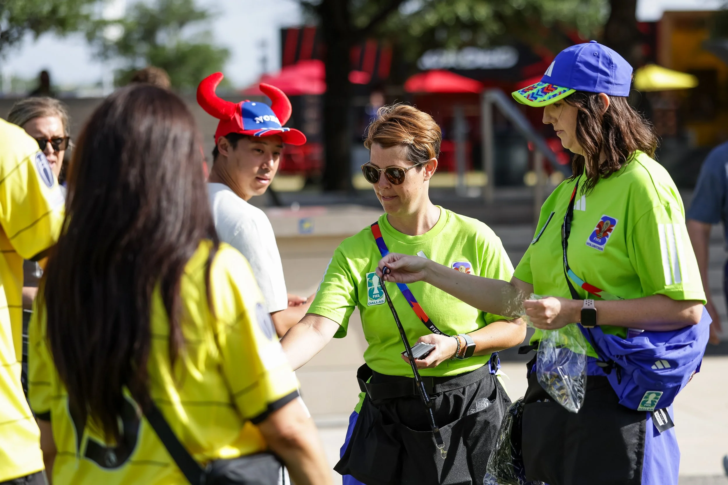 worldcup-volunteers-sports-photographer-aricbecker-6.jpg