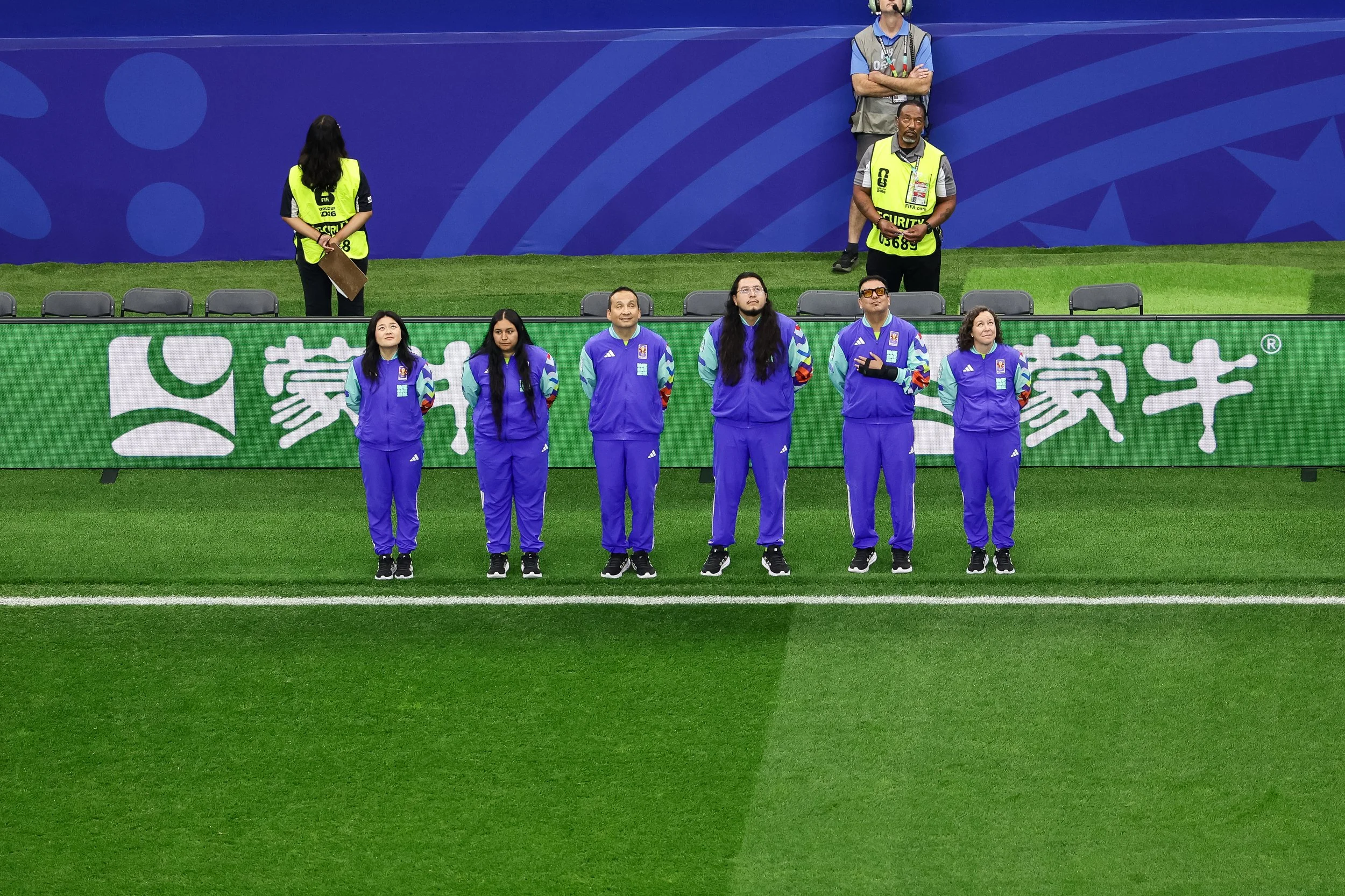 worldcup-volunteers-photographer-aricbecker-5.jpg