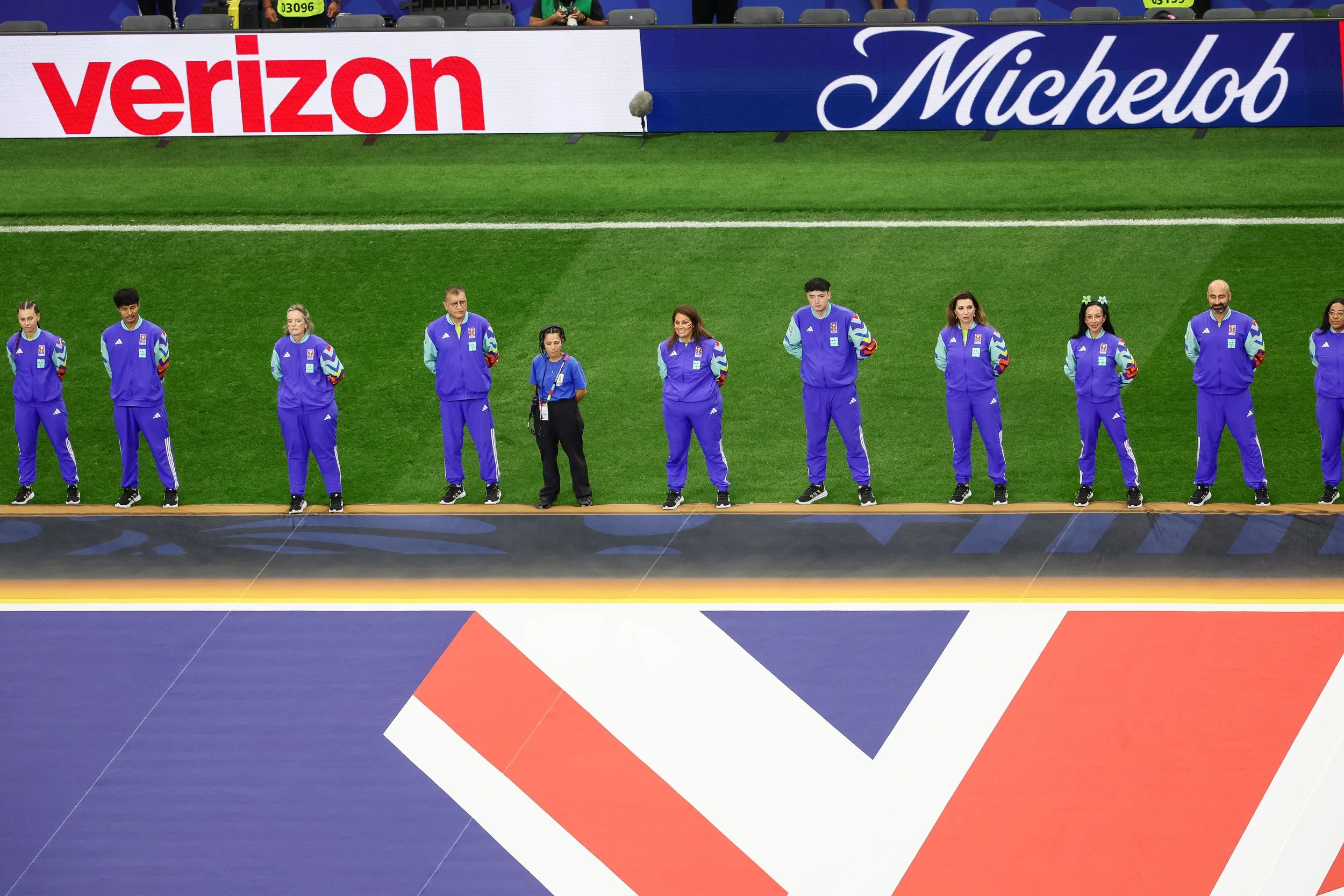 worldcup-volunteers-photographer-aricbecker-20.jpg