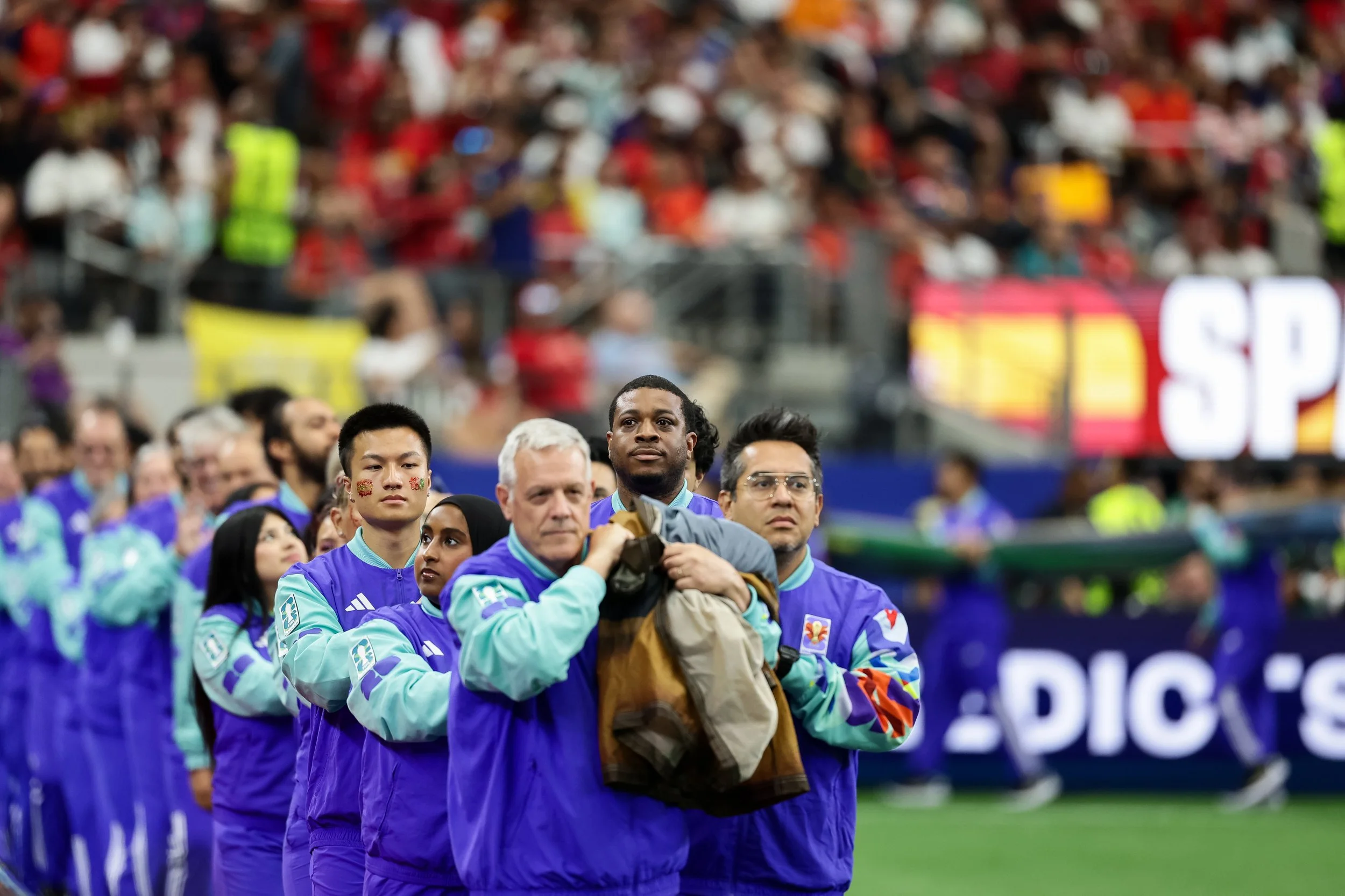 worldcup-volunteers-photographer-aricbecker-29.jpg